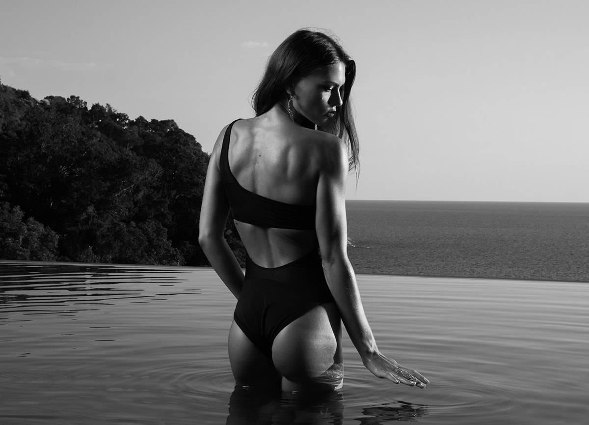 Sony E 35mm F1.8 OSS sample photo. Bnw swimwear photography