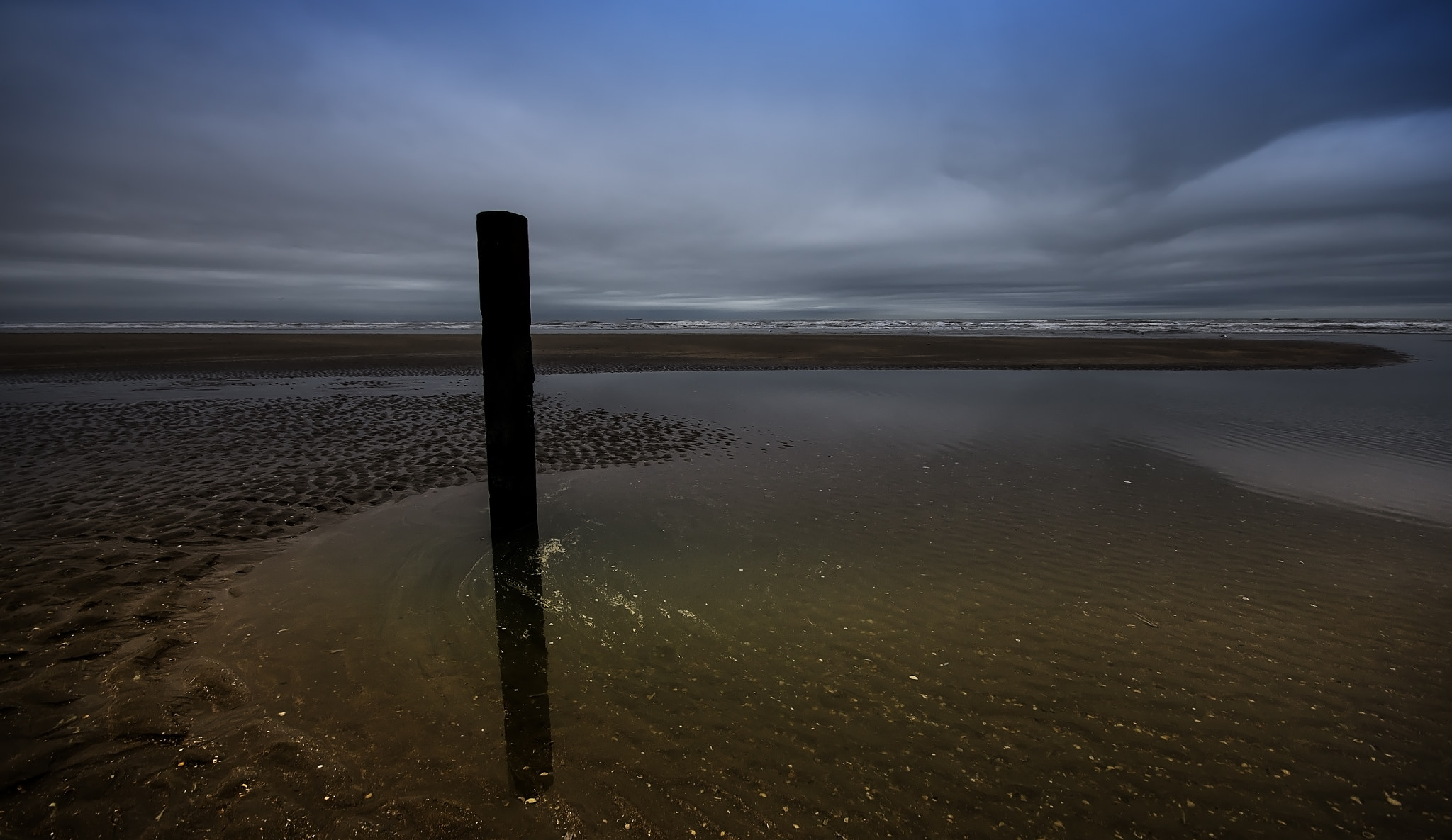 Pentax K-5 + Sigma AF 10-20mm F4-5.6 EX DC sample photo. Beach vibe photography