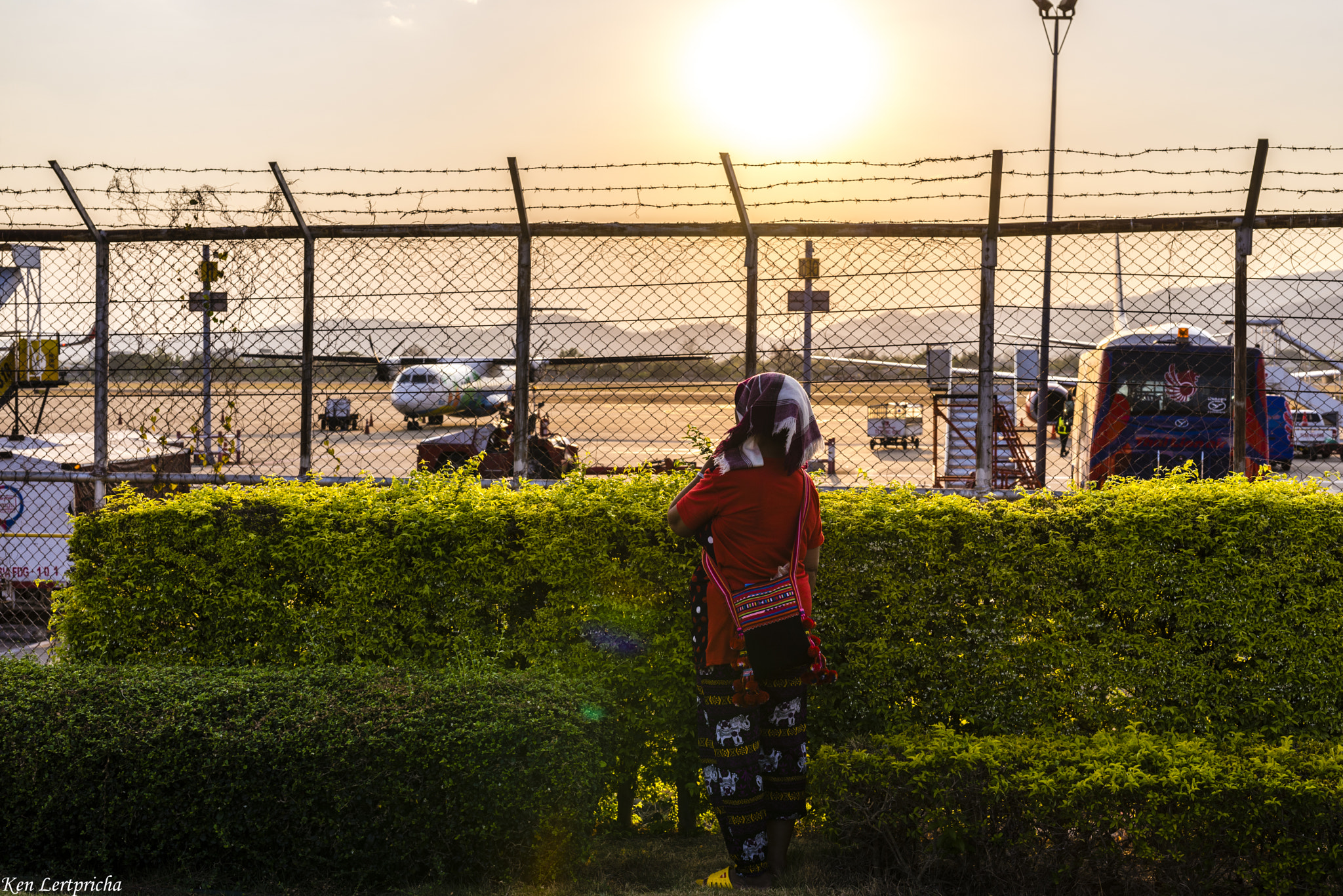 Nikon D610 + Sigma 50mm F1.4 DG HSM Art sample photo. Park around airport photography