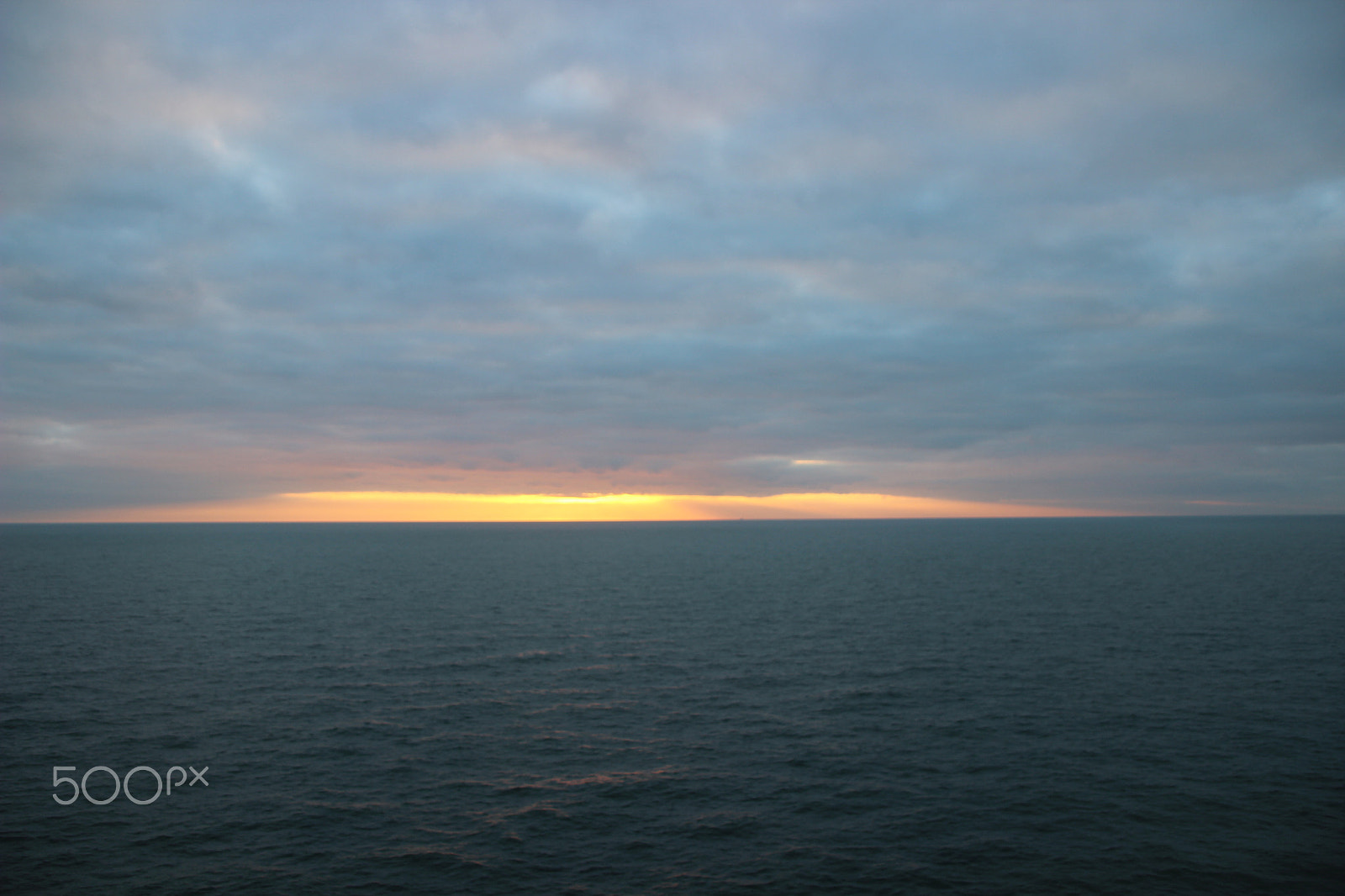 Canon EOS 600D (Rebel EOS T3i / EOS Kiss X5) sample photo. North sea sunst photography