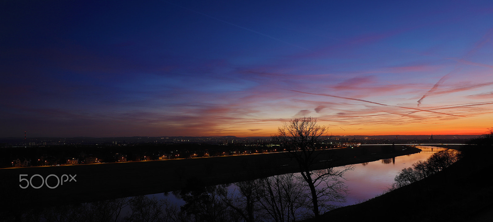 Canon EF 16-35mm F4L IS USM sample photo. Sunset from eckberg photography