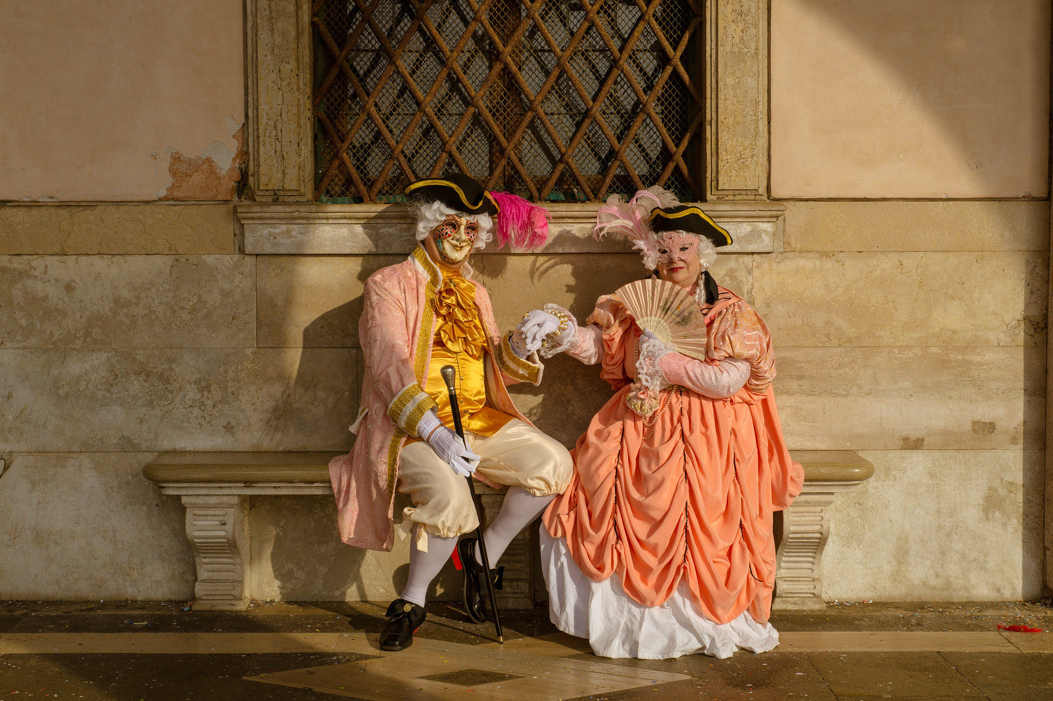 Sony SLT-A58 sample photo. Carnaval de venecia: pareja photography