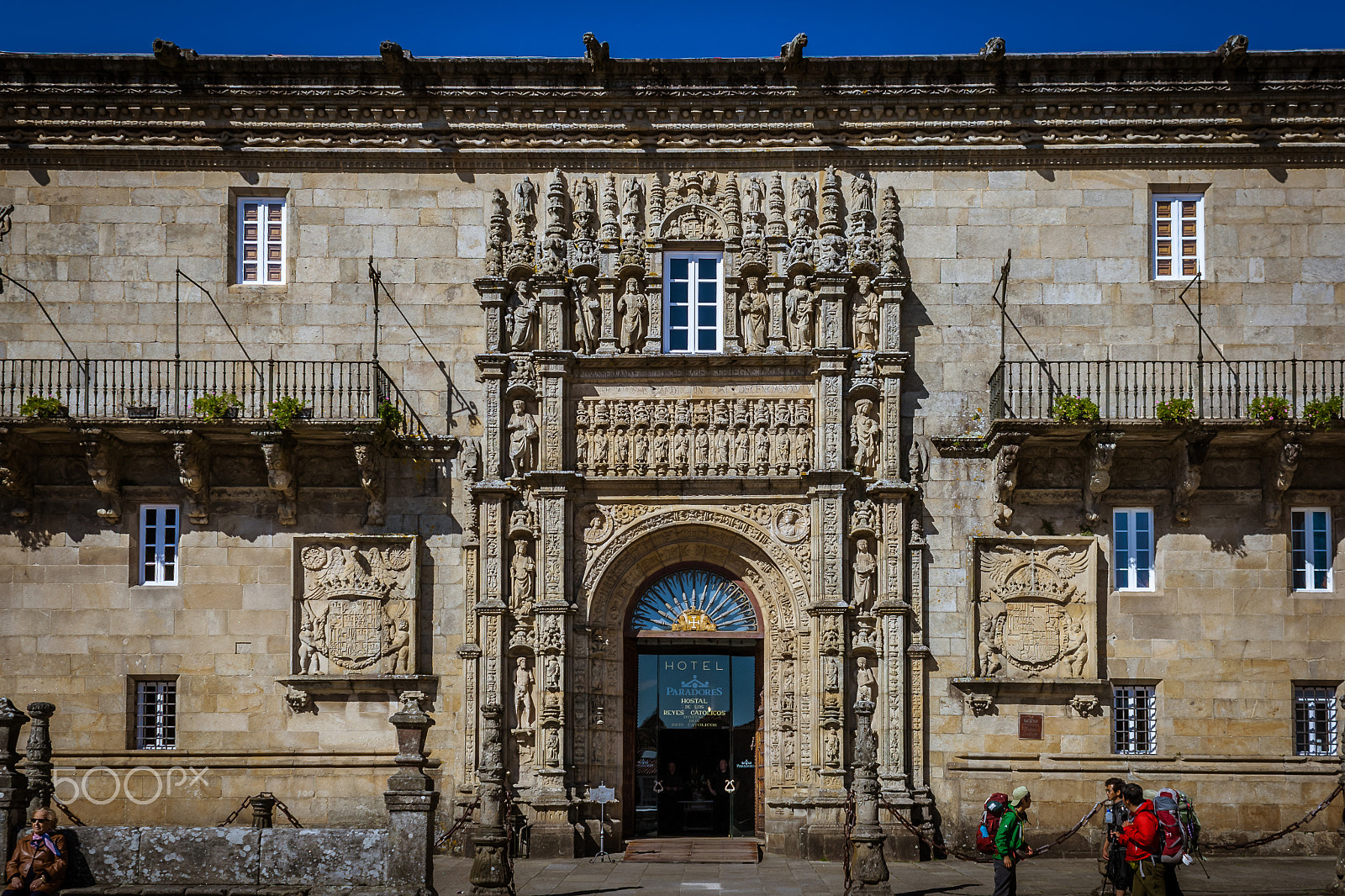 Canon EF-S 18-55mm F3.5-5.6 IS sample photo. Parador photography