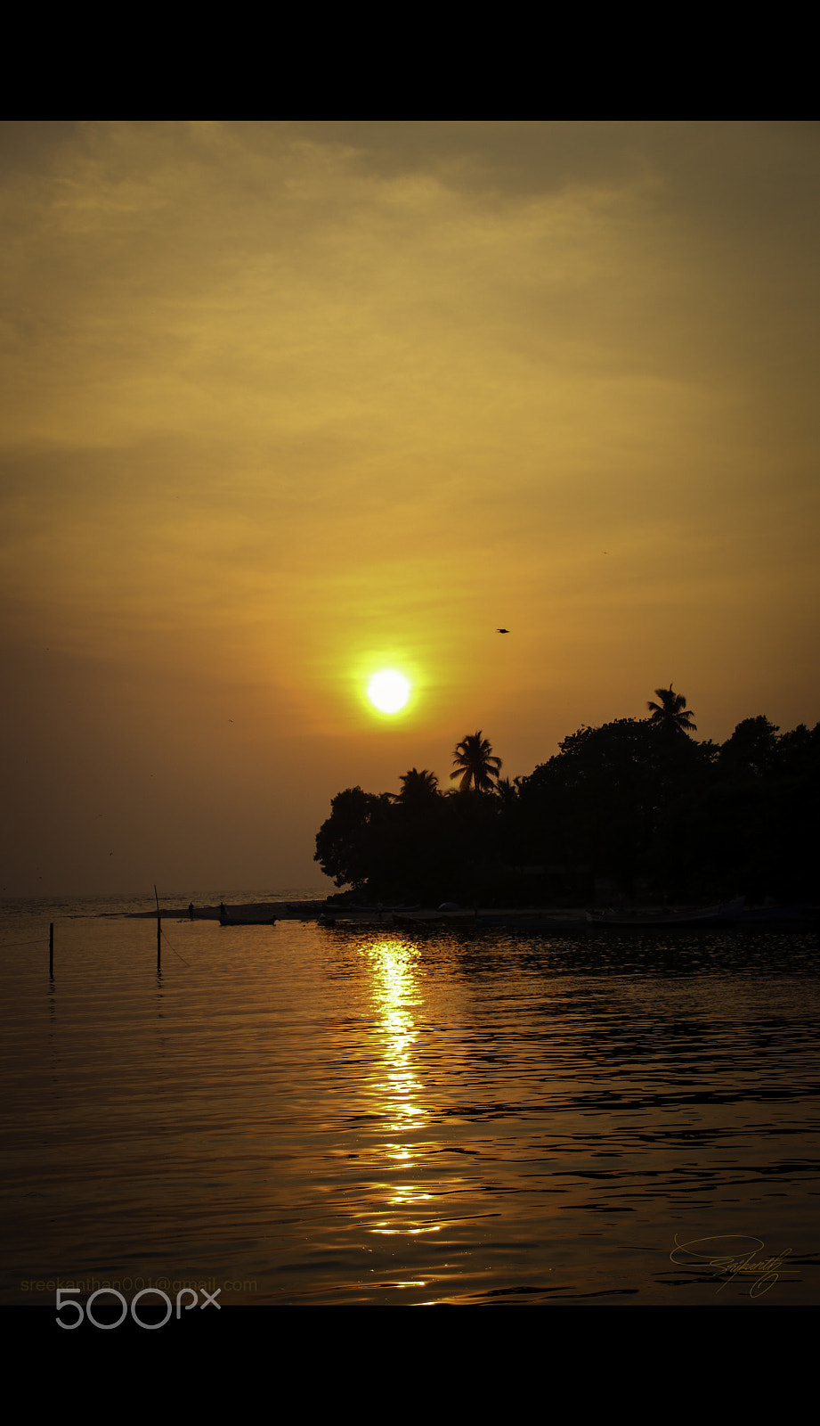 Canon EOS 80D + Canon TS-E 90mm F2.8 Tilt-Shift sample photo. Evening at mahe photography