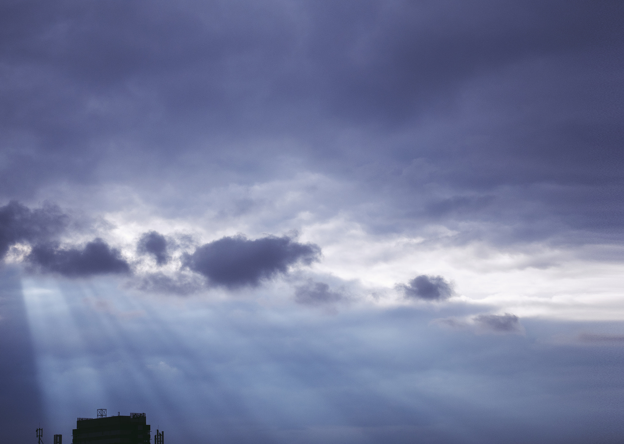 Panasonic Lumix DMC-GX85 (Lumix DMC-GX80 / Lumix DMC-GX7 Mark II) sample photo. Sky photography