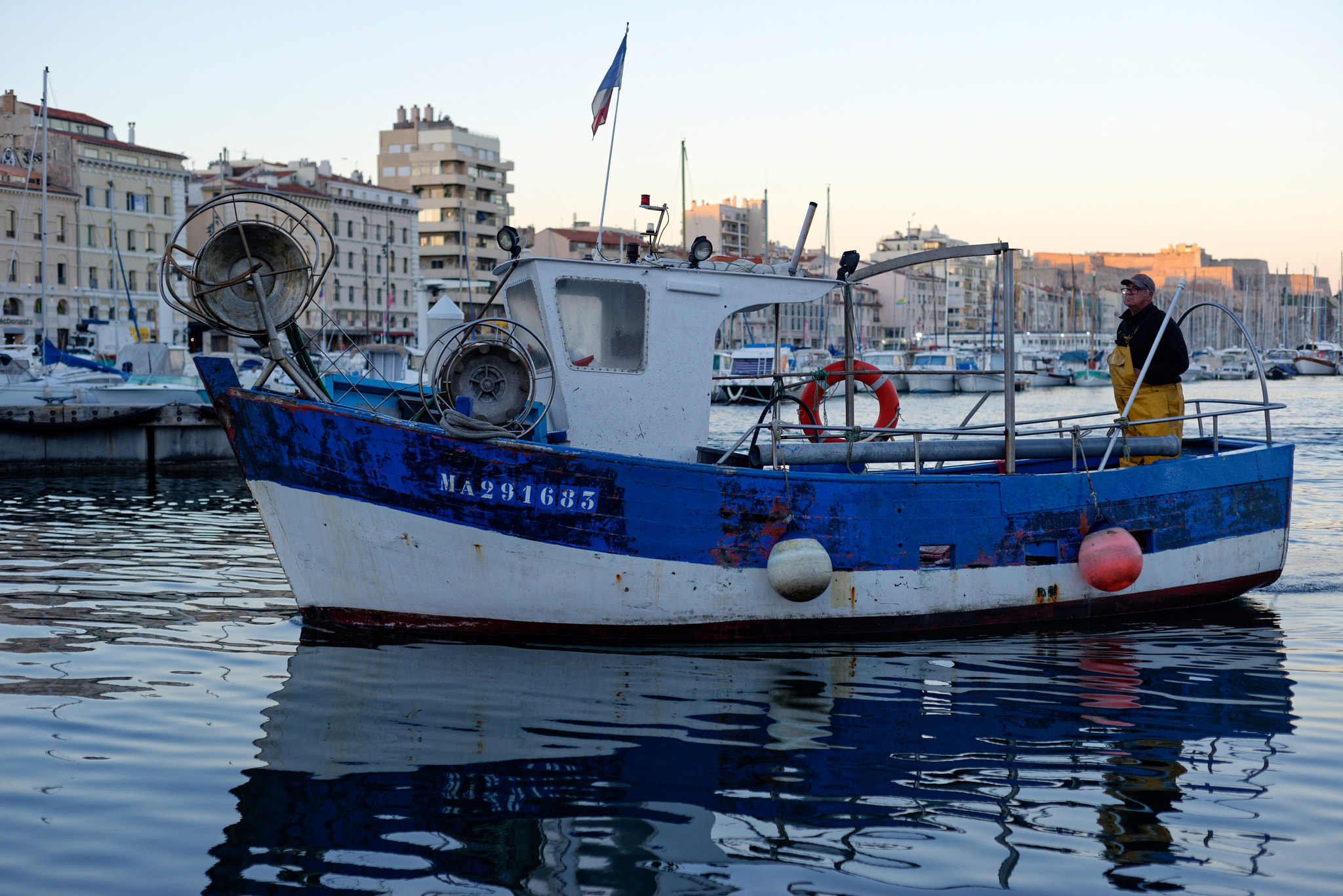 Nikon D800 + Nikon AF Nikkor 50mm F1.8D sample photo. The fishing boat photography