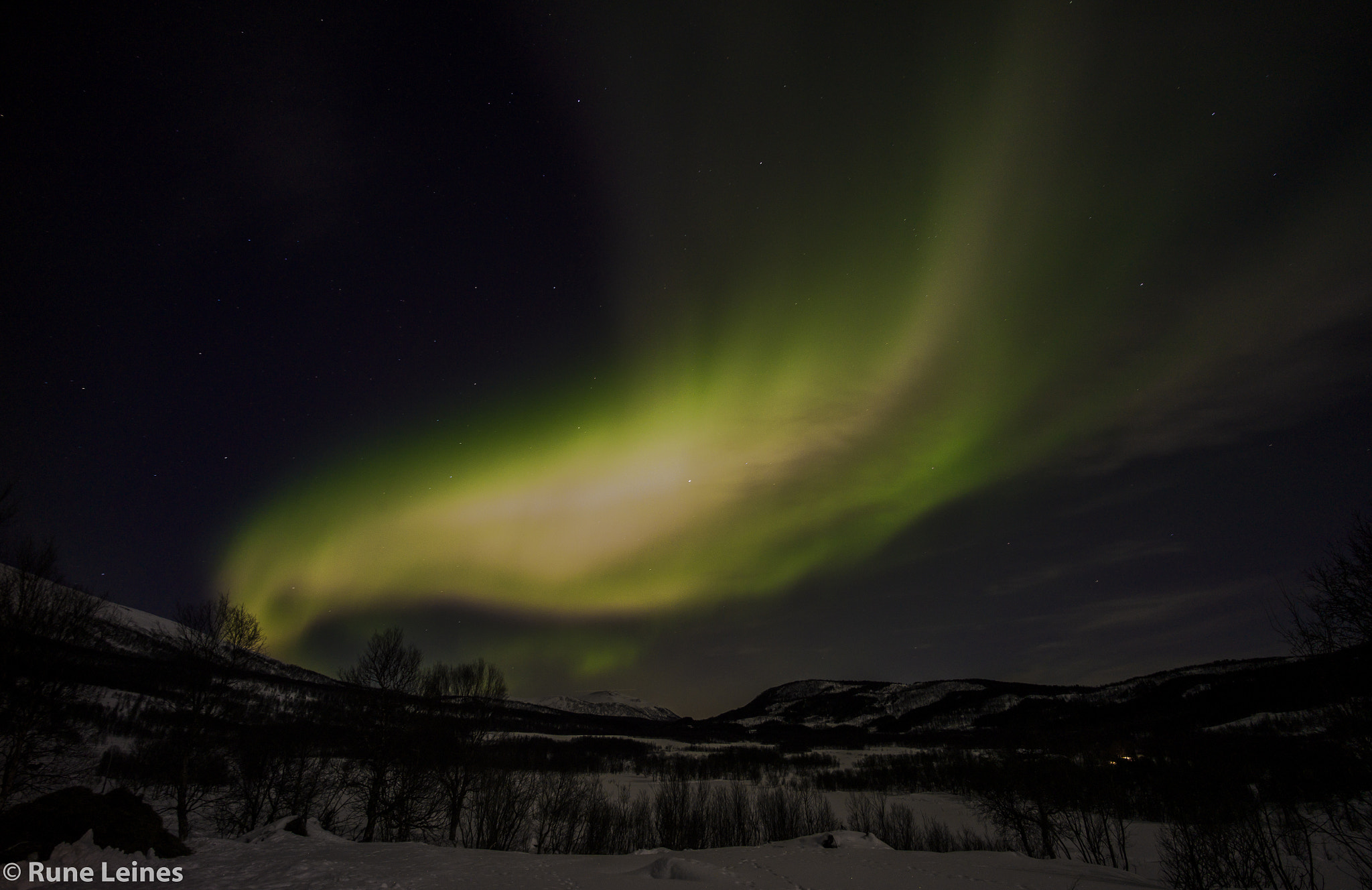 Leica M9 + Leica Tri-Elmar-M 16-18-21mm F4 ASPH sample photo. Northern lights of norway photography
