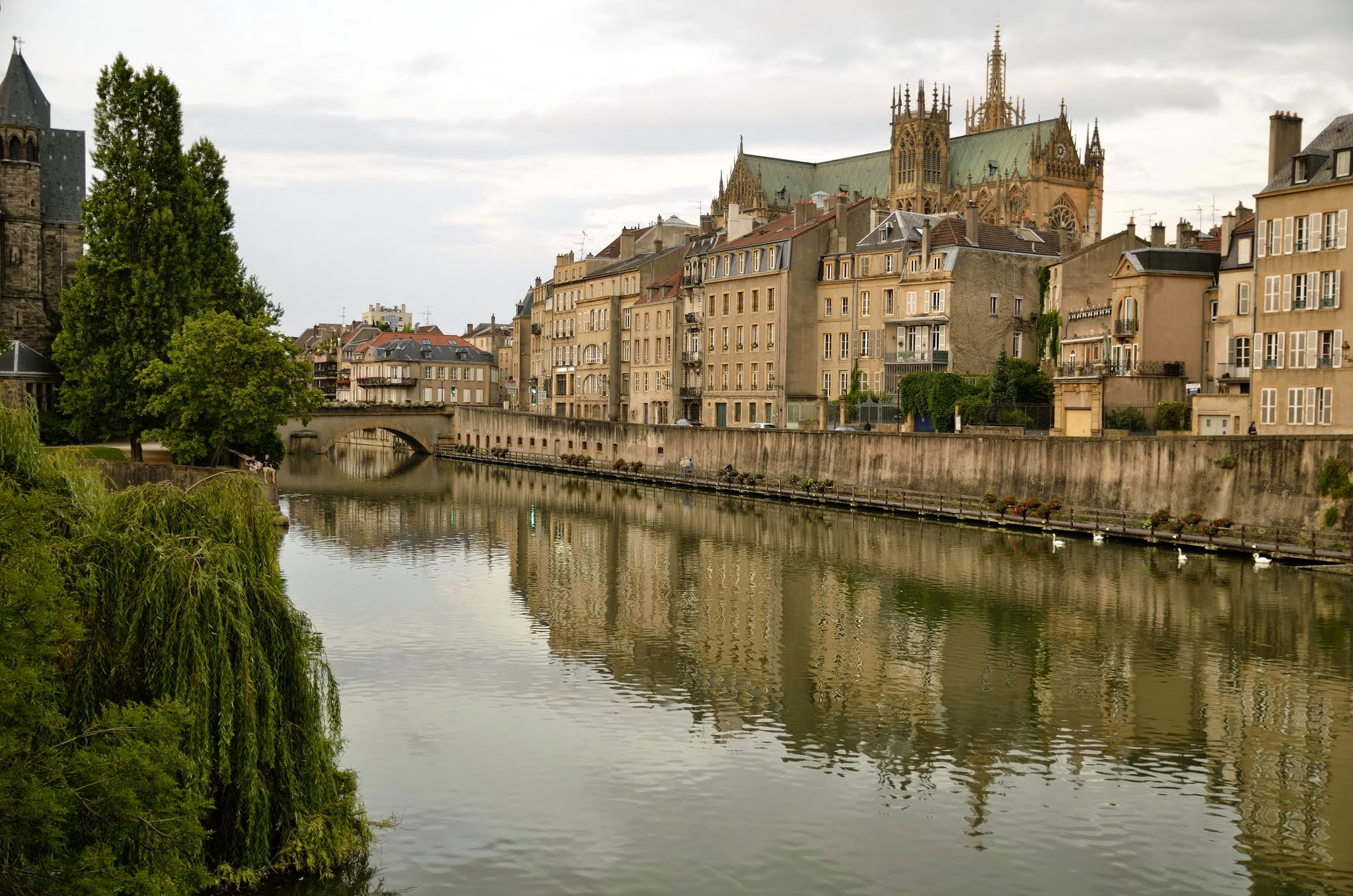 Sigma 17-50mm F2.8 EX DC OS HSM sample photo. Metz,france photography