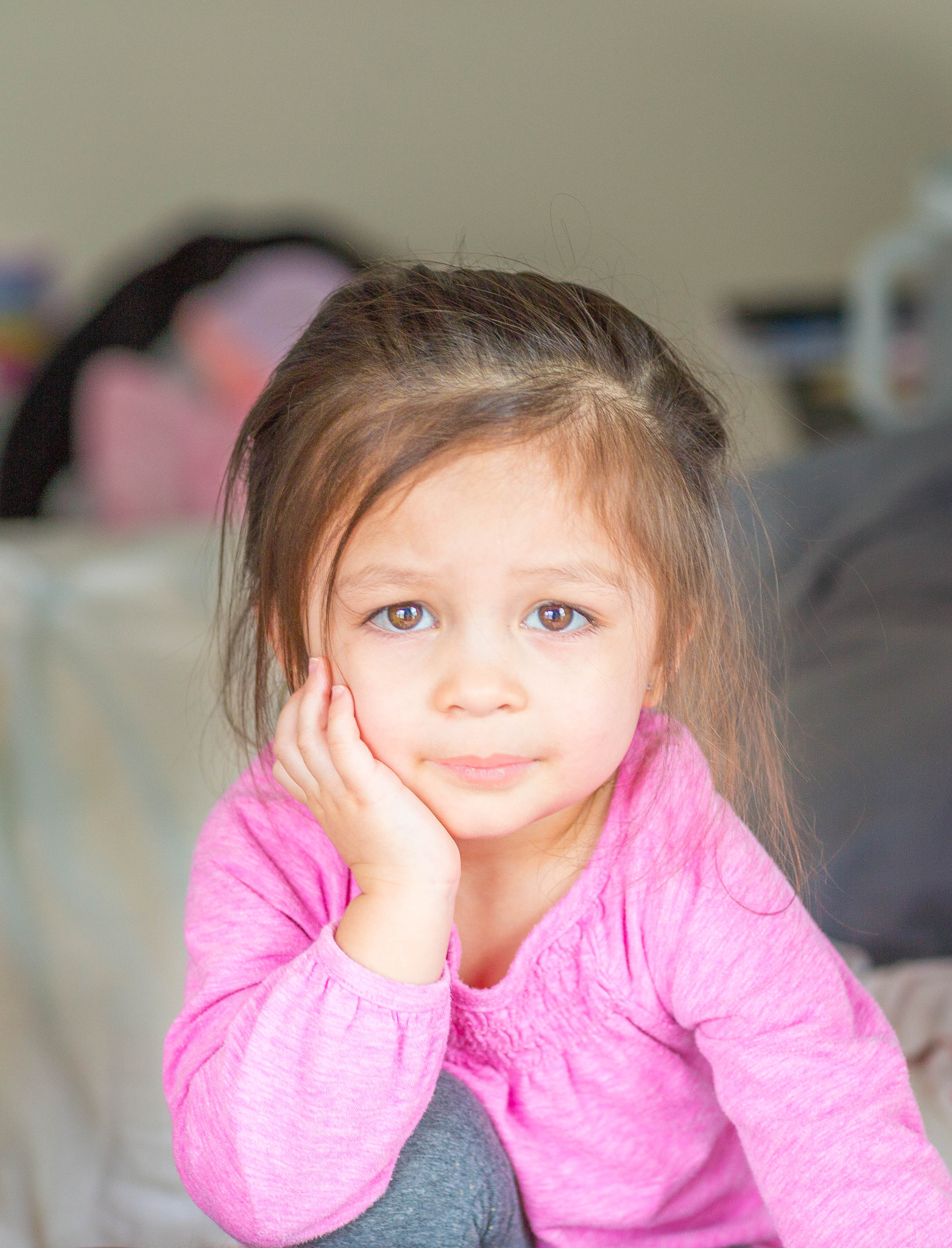 Canon EOS 6D + Canon EF 85mm F1.2L II USM sample photo. Big sister photography