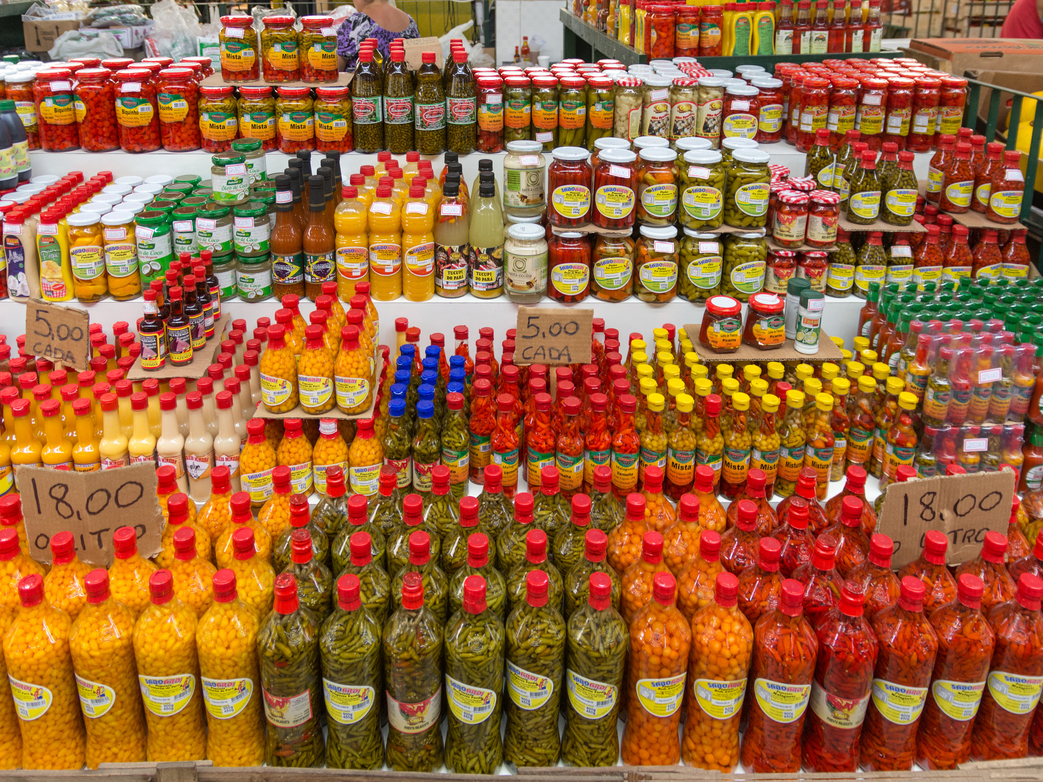 Nikon D7200 + Sigma 18-50mm F2.8 EX DC Macro sample photo. Japonese market of são paulo photography