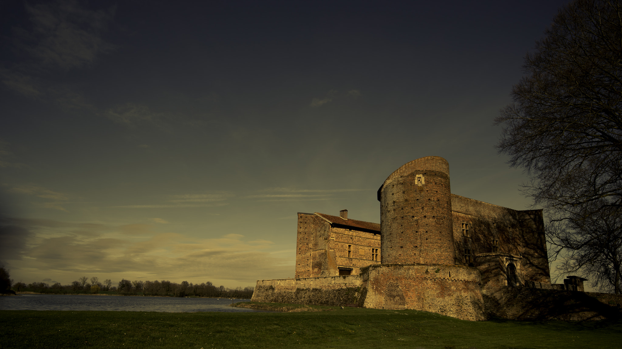 HD PENTAX-D FA 15-30mm F2.8 ED SDM WR sample photo. Chateau de bouligneux photography