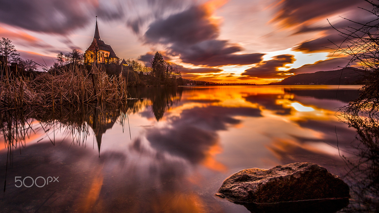 Canon EOS-1D X + Canon EF 16-35mm F2.8L USM sample photo. Sunrise- maria wörth (austria) photography