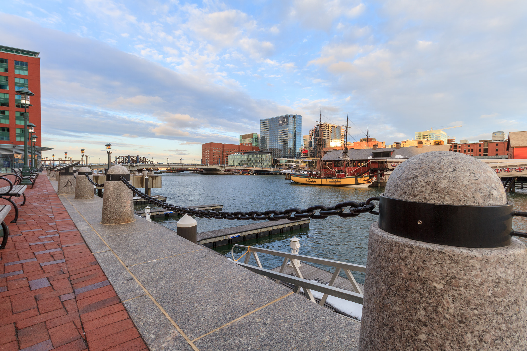 Canon EOS 7D + Canon EF-S 10-18mm F4.5–5.6 IS STM sample photo. Harborside tea photography