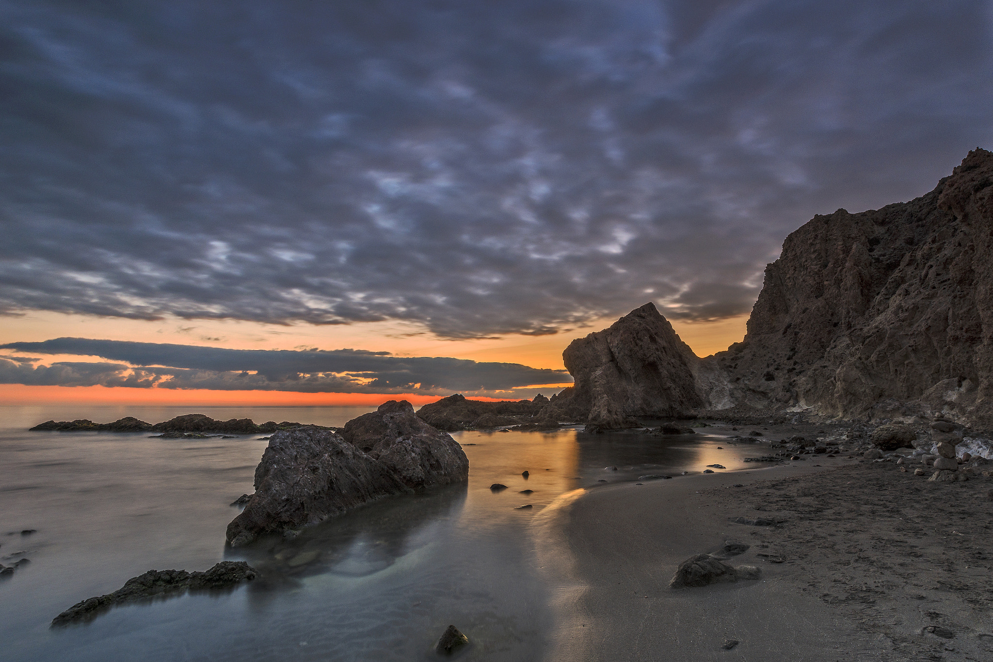 Nikon AF-S Nikkor 16-35mm F4G ED VR sample photo. Relax in the beach photography