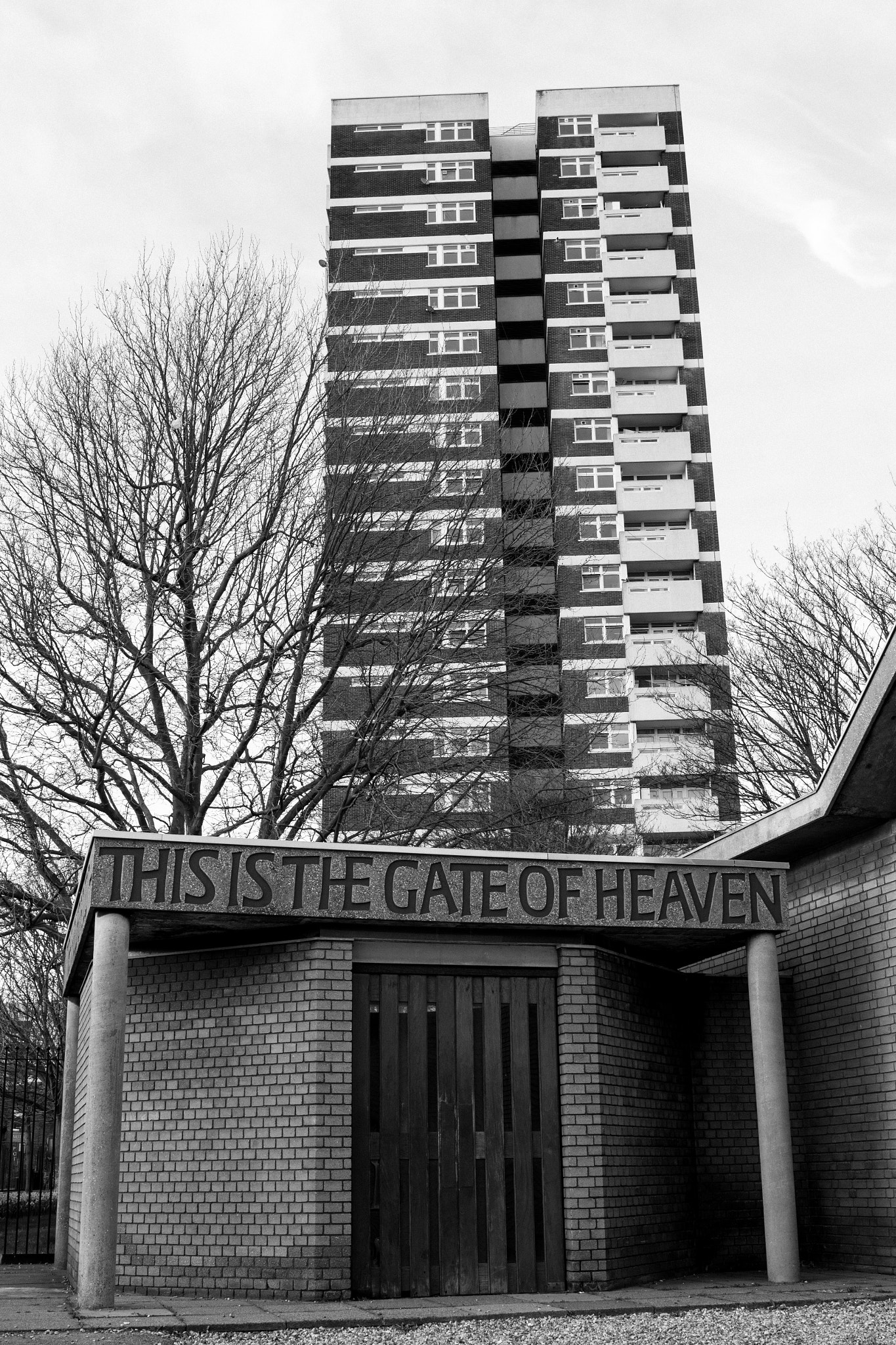 Canon EF 24-70mm F4L IS USM sample photo. Gate of heaven photography