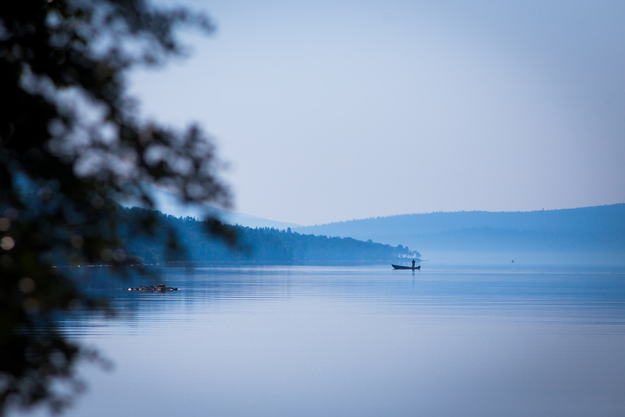 Canon EF 200mm f/2.8L sample photo. Fishing in the morning photography