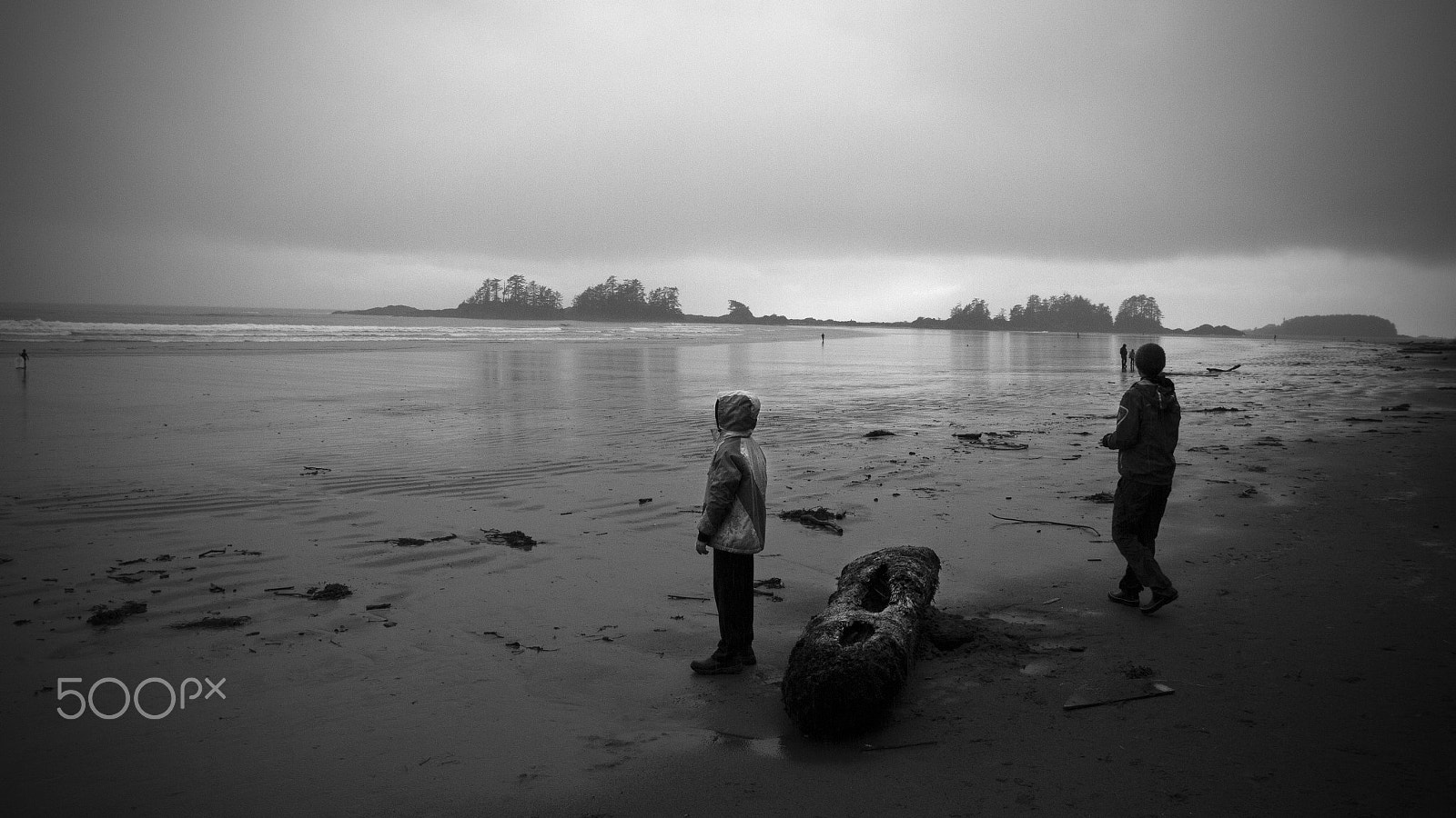 Canon EF 16-35mm F2.8L II USM sample photo. Rain photography