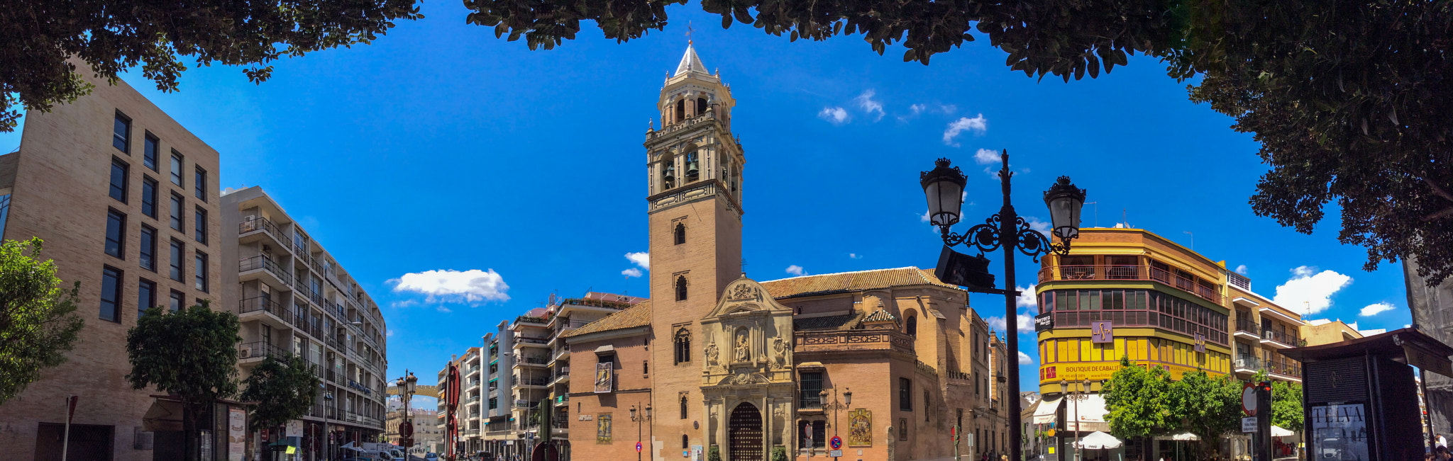 iPad mini 2 back camera 3.3mm f/2.4 sample photo. Plaza de san pedro, seville, spain. photography