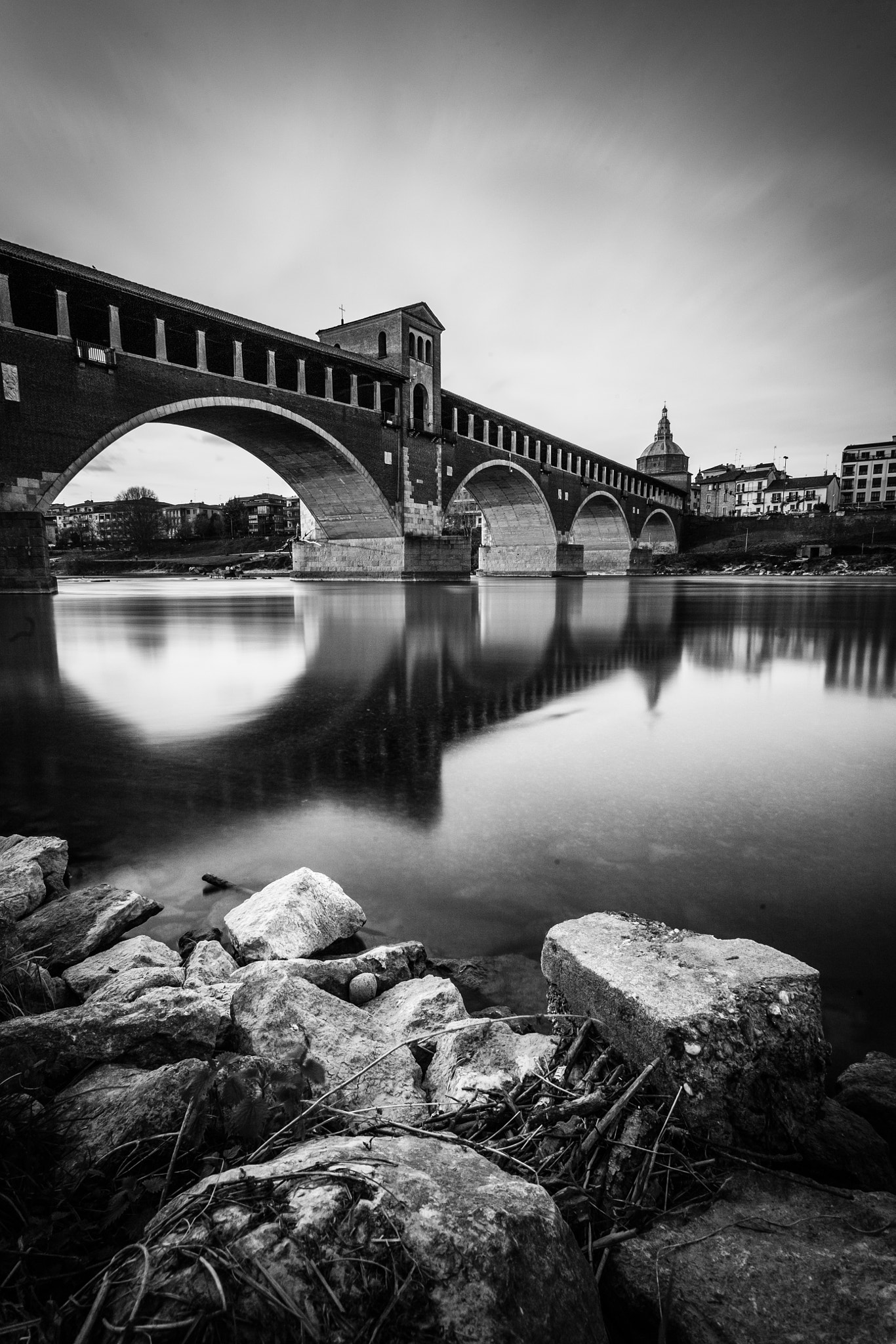 Canon EOS 5D sample photo. Pavia ponte coperto bw version. photography