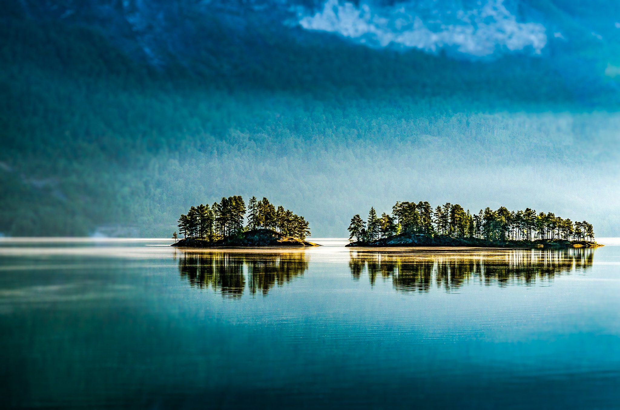Sigma AF 10-20mm F4-5.6 EX DC sample photo. Norway morning photography