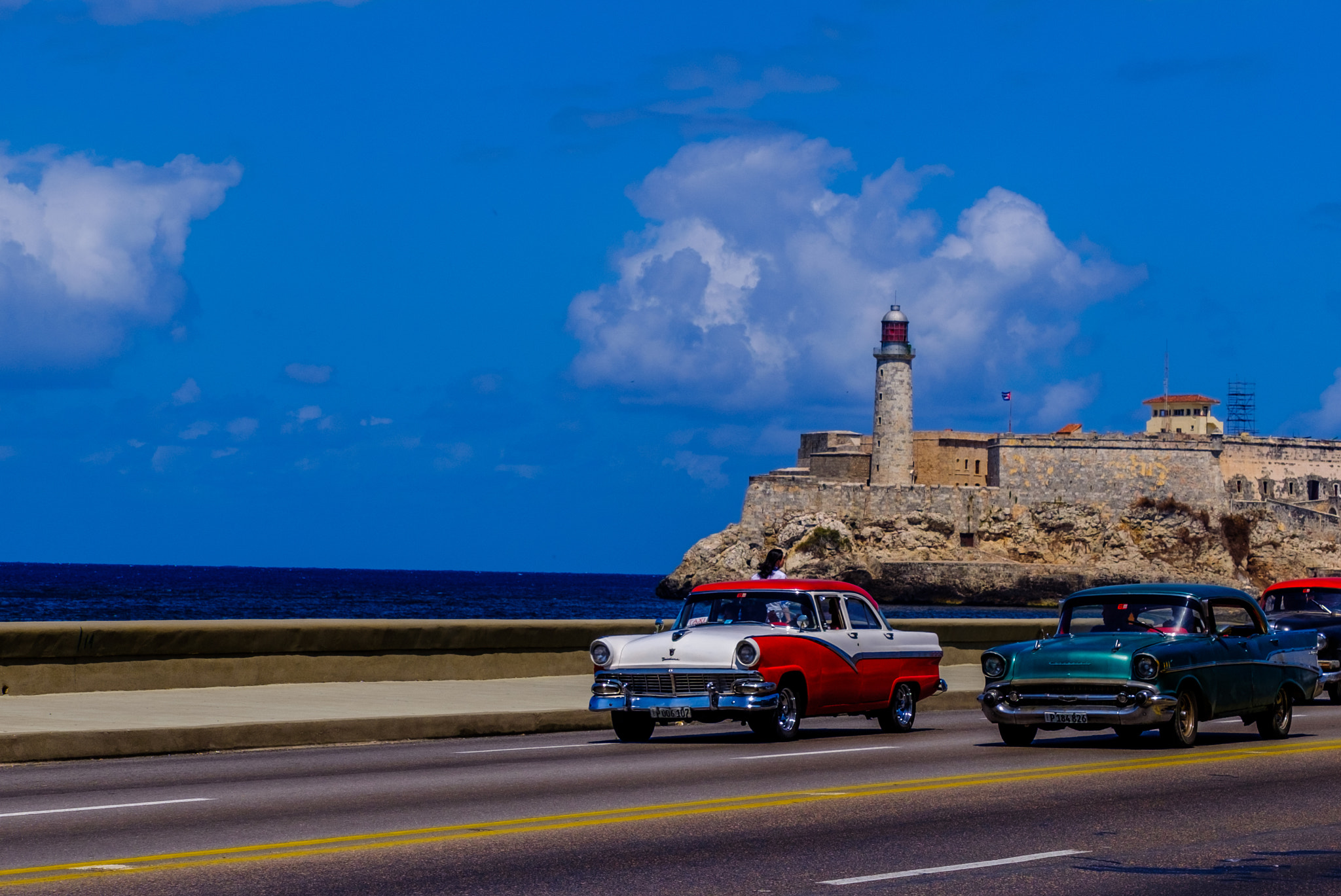 Fujifilm X-T2 + Fujifilm XF 18-135mm F3.5-5.6 R LM OIS WR sample photo. Cuba malecon photography