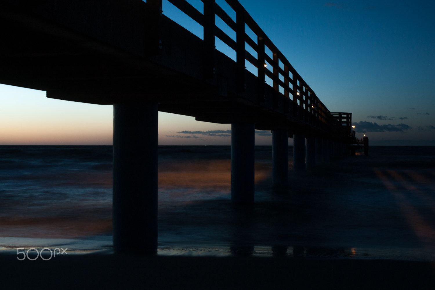 Nikon D3 sample photo. ... under the bridge photography