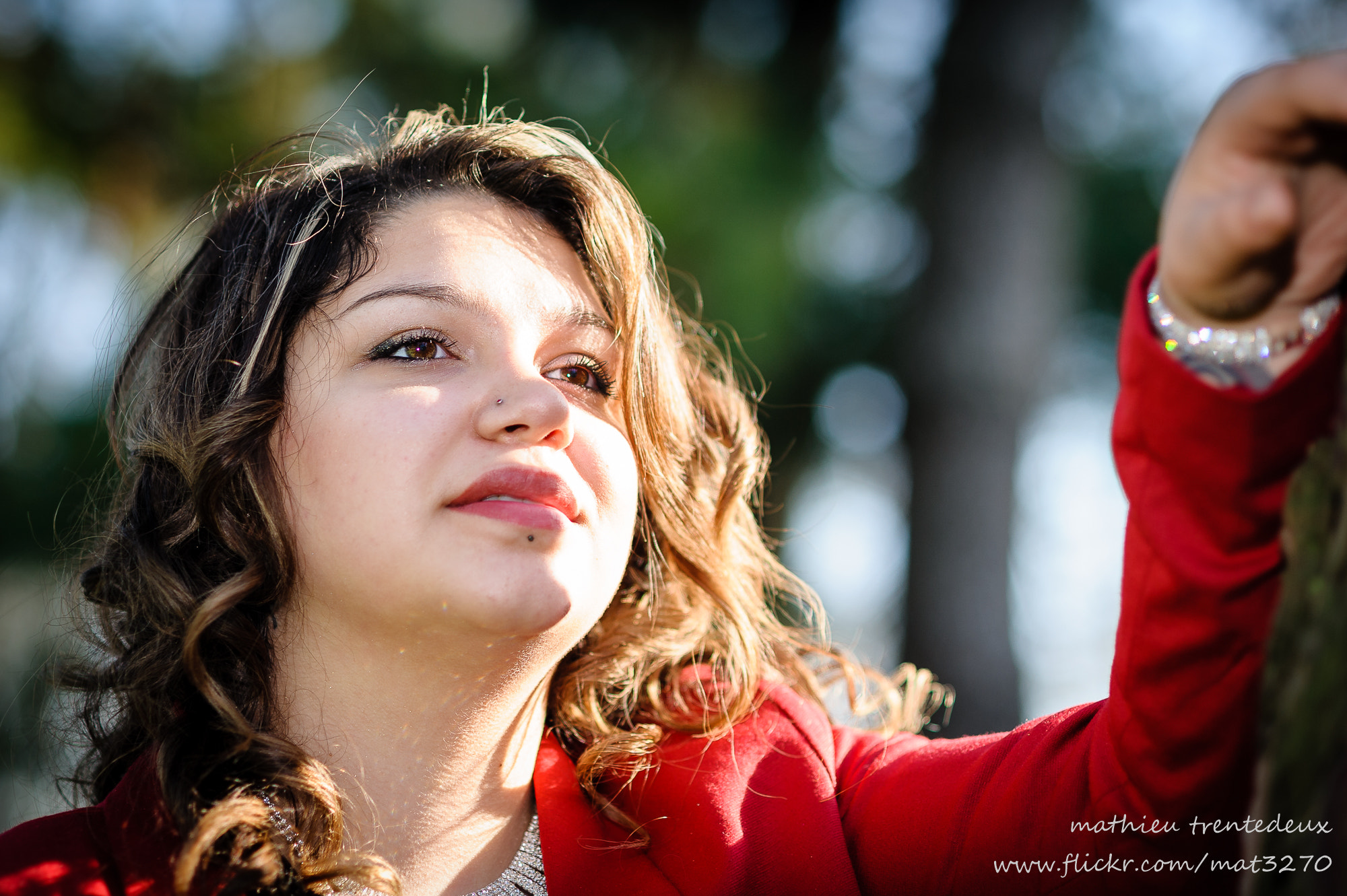 Nikon D700 + AF Nikkor 85mm f/1.8 sample photo. Claudia photography