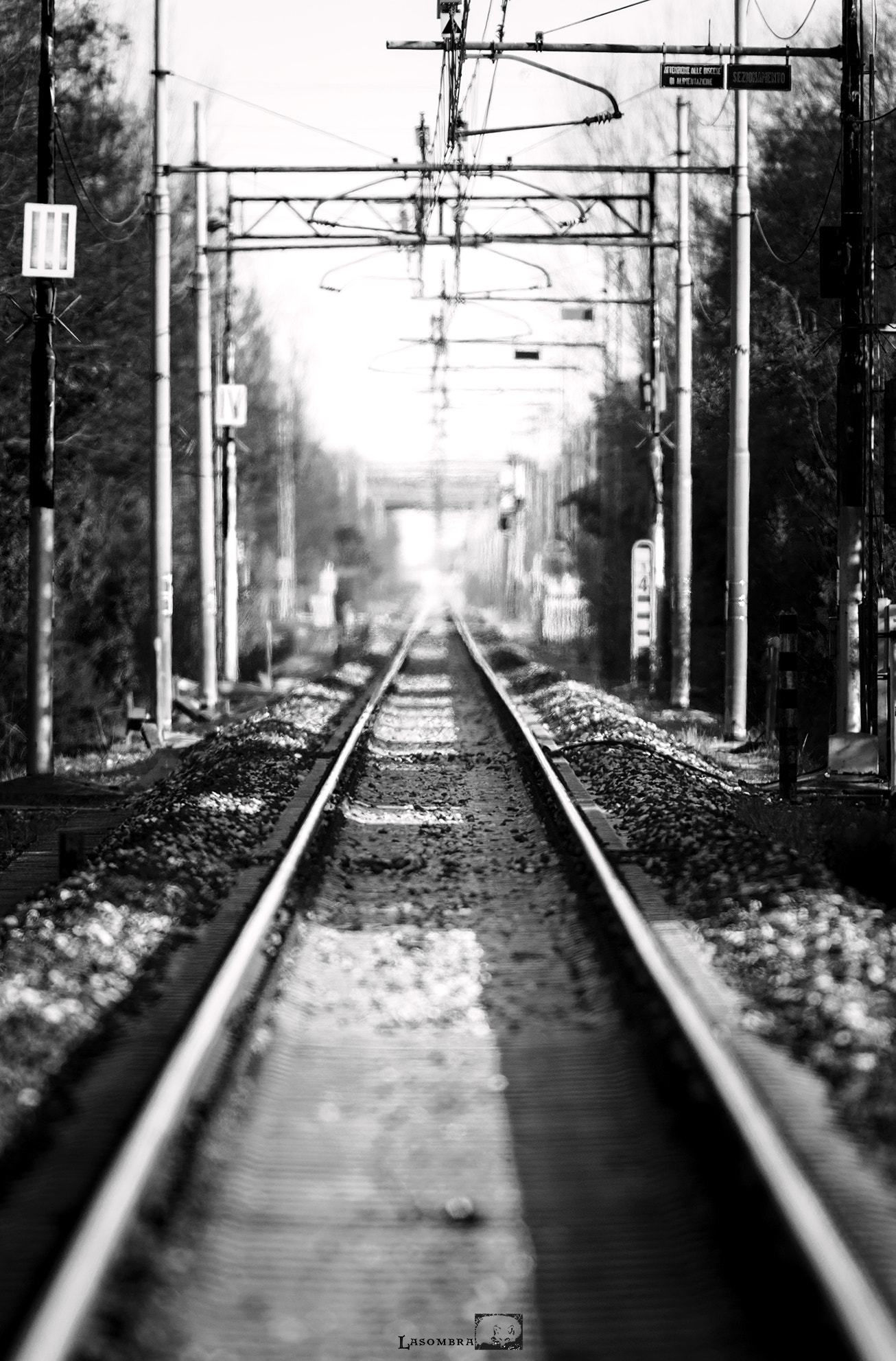 Nikon AF-S Nikkor 300mm F2.8G ED VR II sample photo. Railway photography