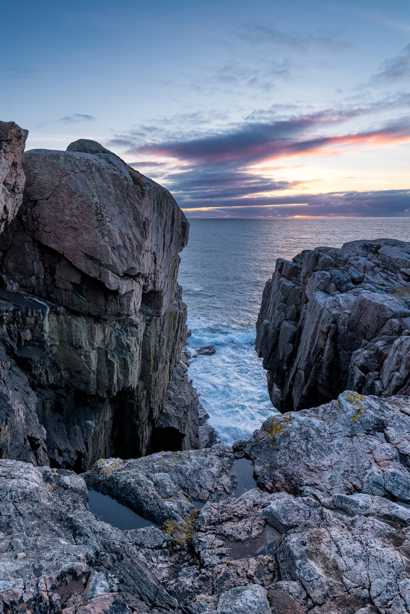 Pentax K-1 + HD PENTAX-D FA 15-30mm F2.8 ED SDM WR sample photo. Cliffs photography