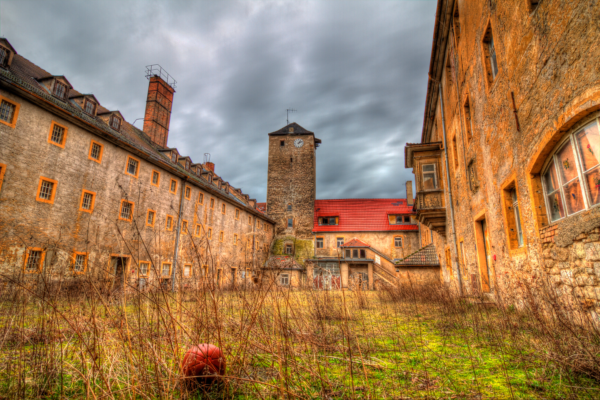 Canon EOS 7D sample photo. The jail-castle hdr photography