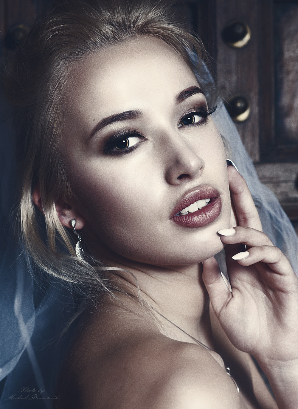 Nikon D700 + Nikon AF-S Nikkor 85mm F1.8G sample photo. Zuzana photography
