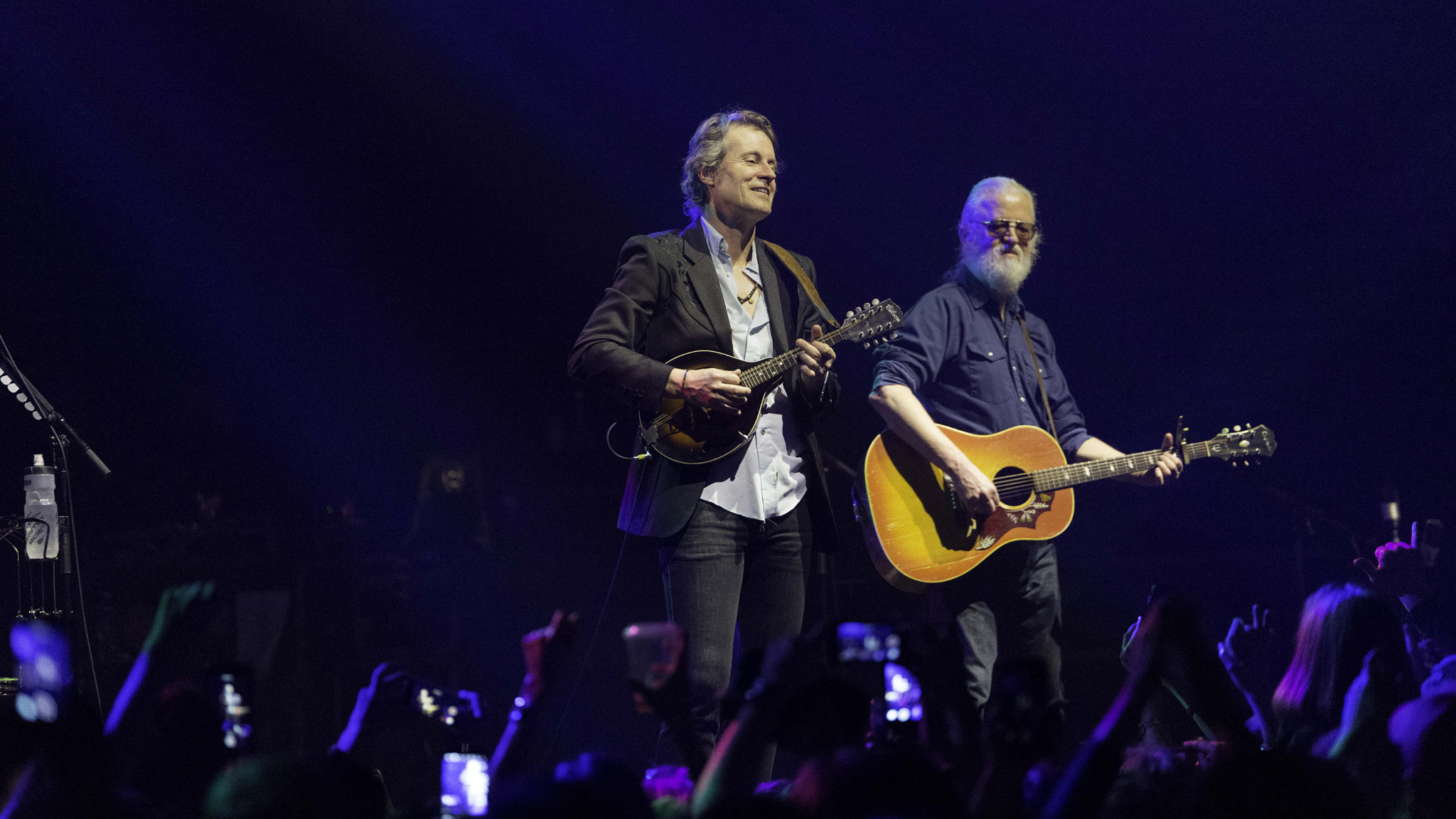Nikon AF-S Nikkor 70-200mm F2.8G ED VR II sample photo. Blue rodeo arms tour photography