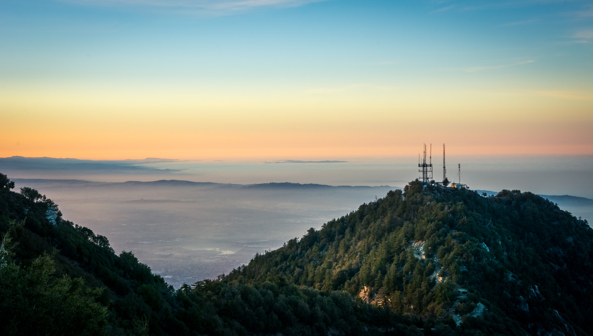 Sigma 18-250mm F3.5-6.3 DC Macro OS HSM sample photo. Dawn on mount harvard photography
