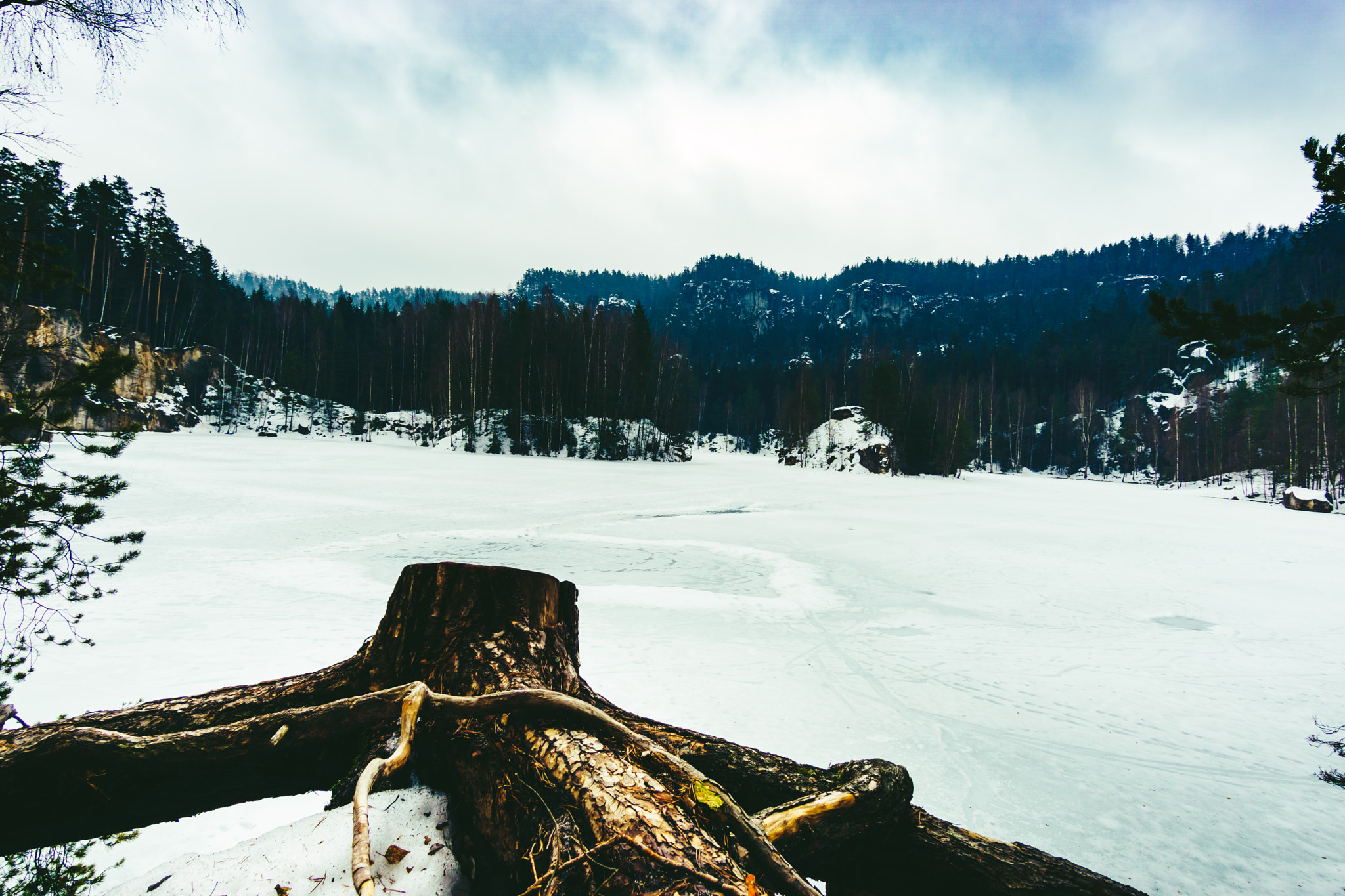 Sony a6000 sample photo. Frozen lake photography