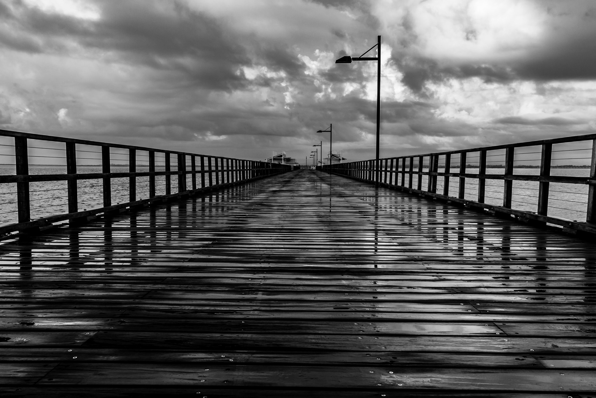 Canon EOS 40D sample photo. Wet, wet, wet, woody point jetty photography