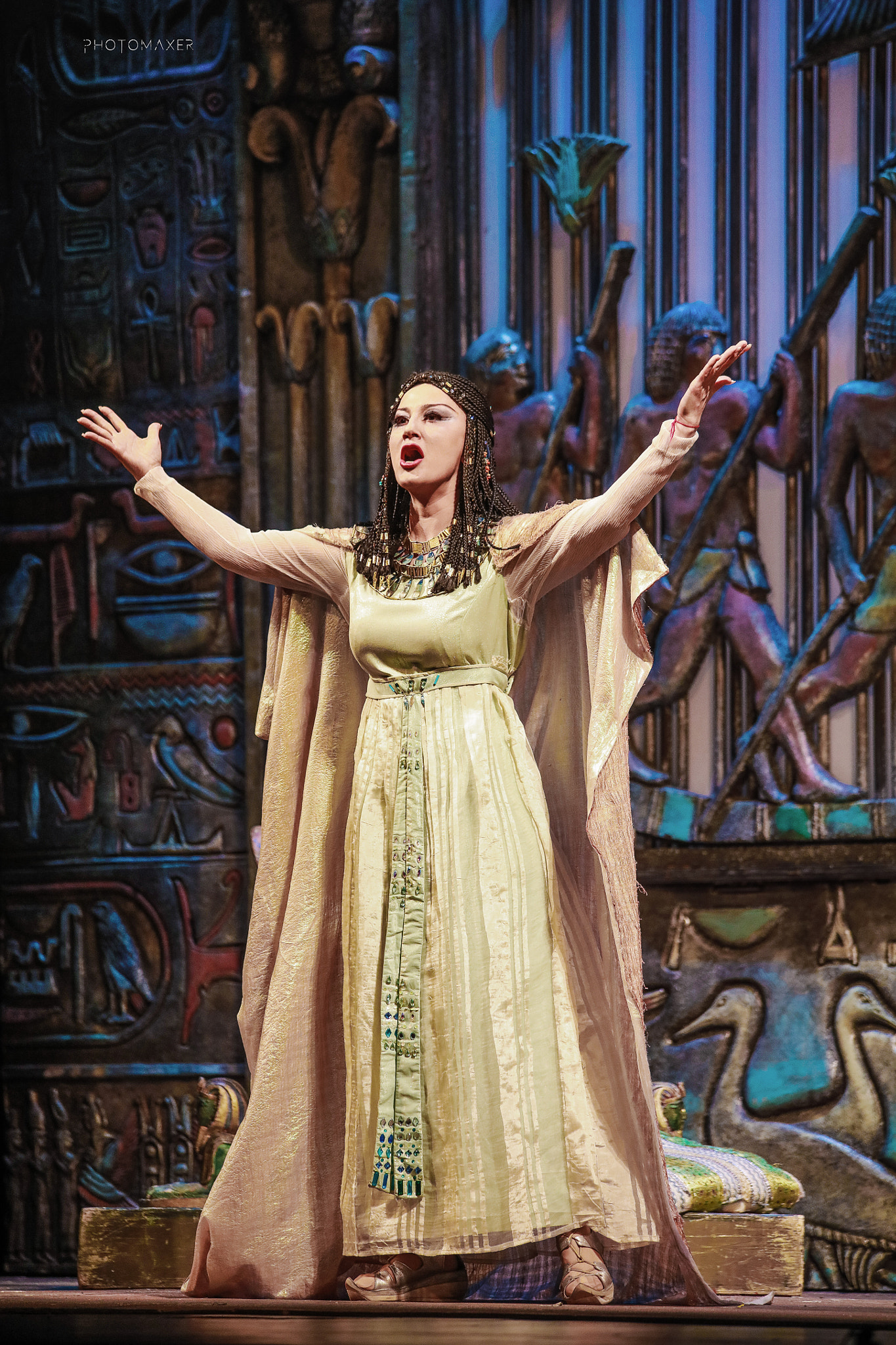 Canon EF 70-300mm F4-5.6 IS USM sample photo. Photo from "aida" photography