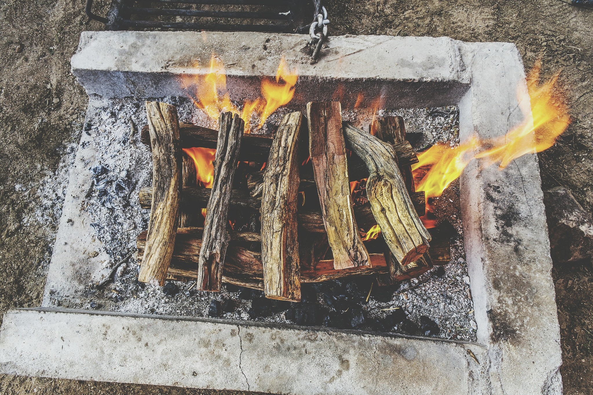 Samsung NX mini sample photo. Camp fire photography