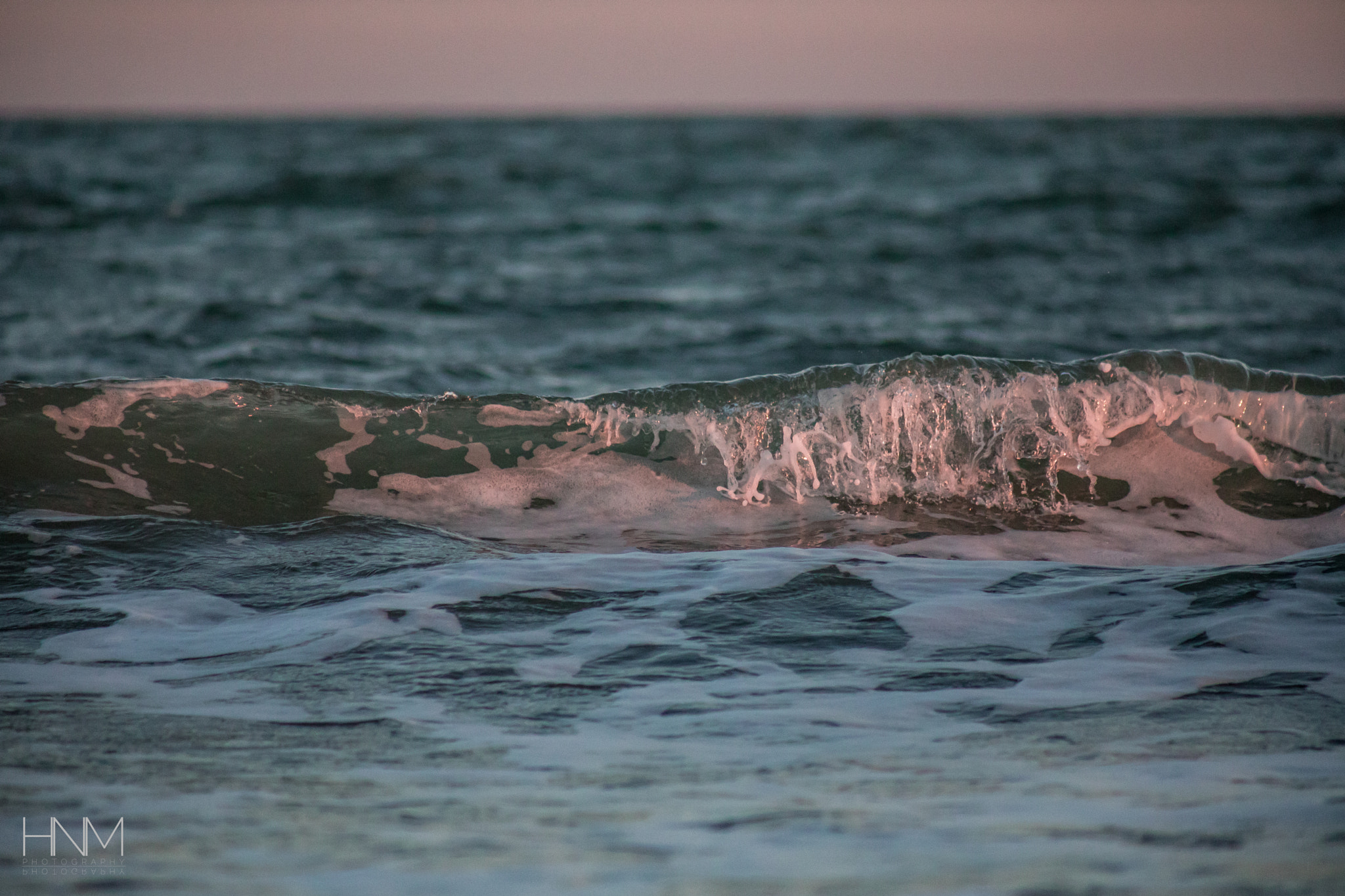 Canon EOS 5D Mark IV + EF75-300mm f/4-5.6 sample photo. Sunset on the ocean photography