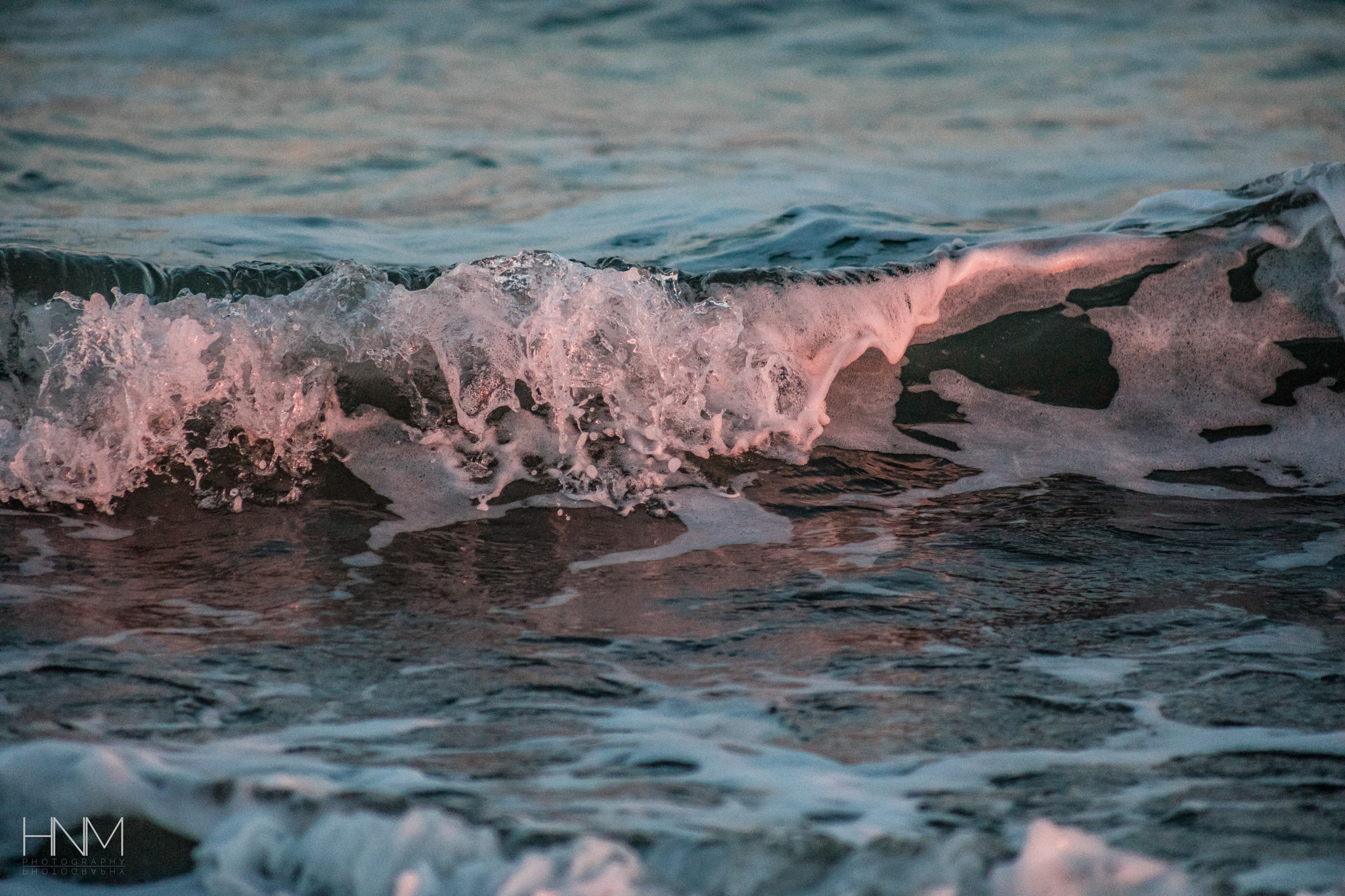 EF75-300mm f/4-5.6 sample photo. Pink waves photography