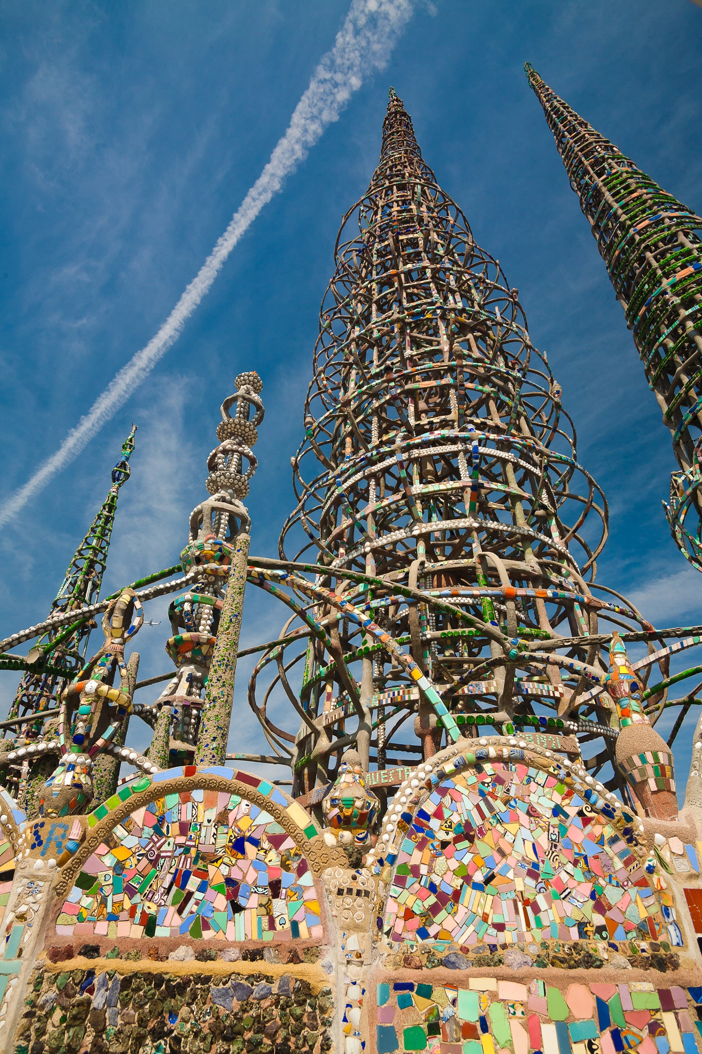 Canon EOS 5D + Tokina AT-X Pro 12-24mm F4 (IF) DX sample photo. Watts towers, los angeles photography