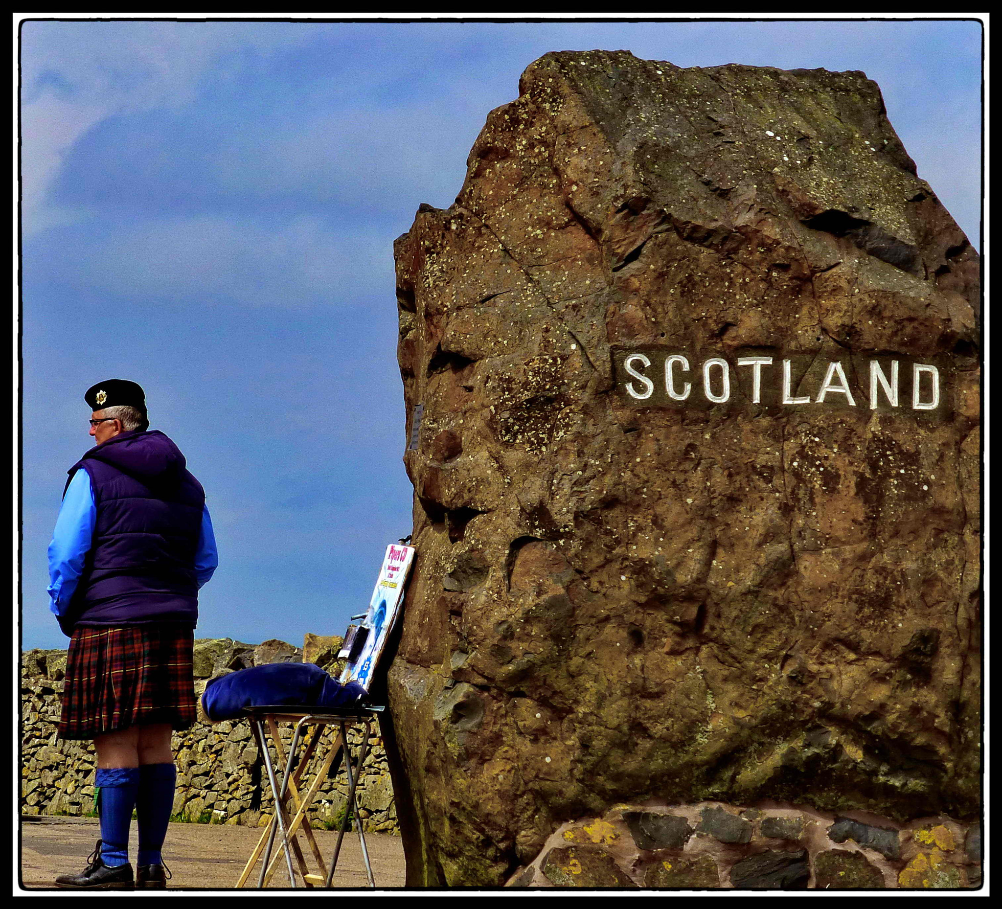 Panasonic Lumix DMC-ZS20 (Lumix DMC-TZ30) sample photo. Aye welcome to scotland photography