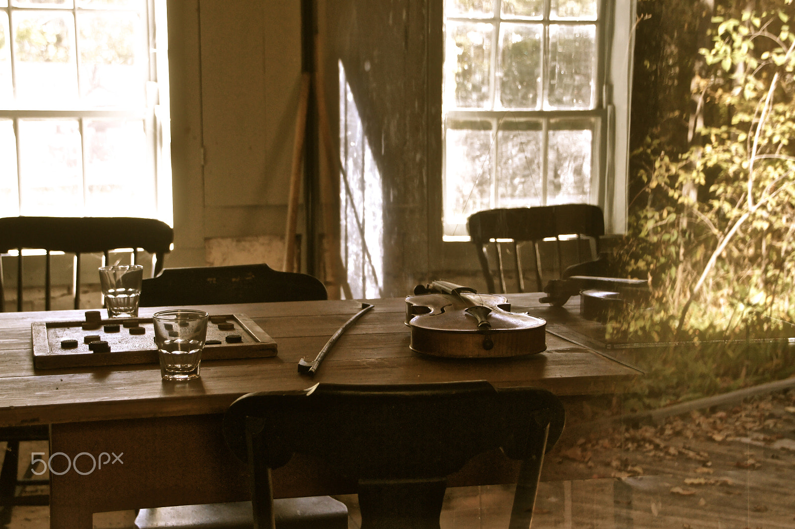 Sony E 18-55mm F3.5-5.6 OSS sample photo. Home entertainment syste circa late 1800's photography