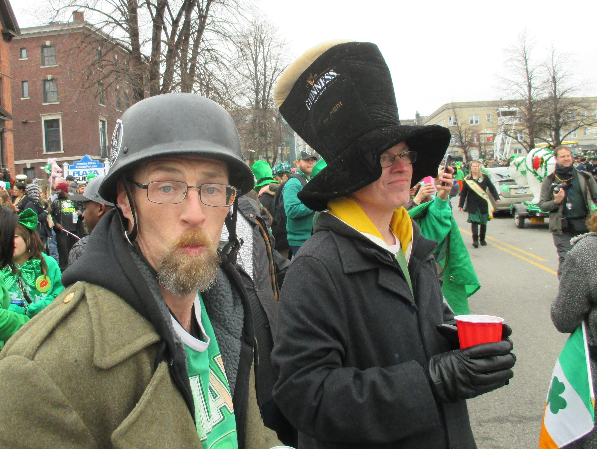 Canon PowerShot ELPH 135 (IXUS 145 / IXY 120) sample photo. 2017 buffalo st pat's parade 38 photography