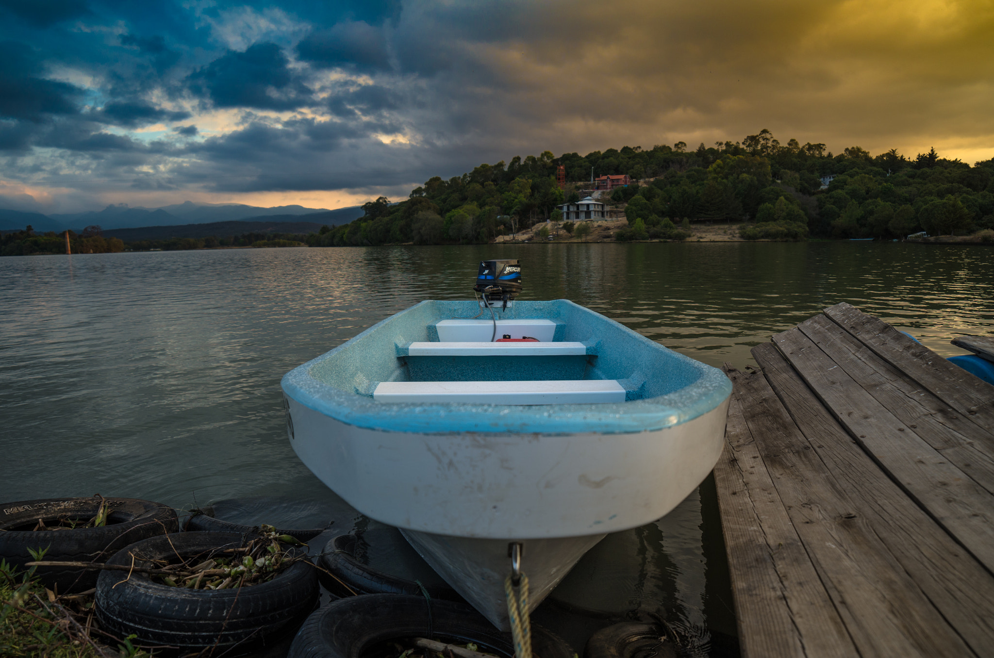 Pentax K-50 sample photo. A weathered boat photography