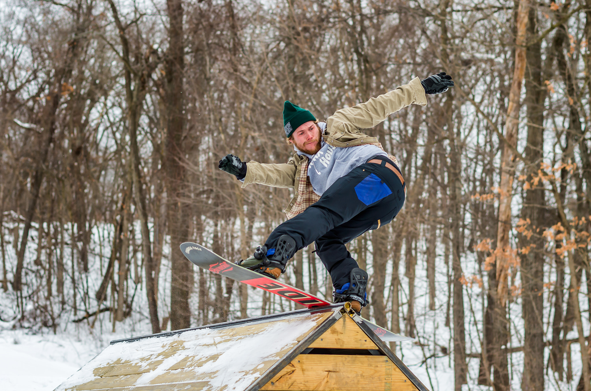 Pentax K-5 IIs + Pentax smc DA* 55mm F1.4 SDM sample photo. Matt miley dog house blunt slide photography