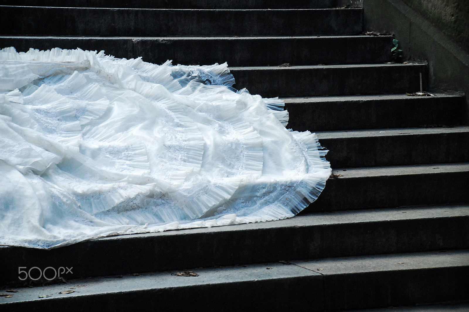 Nikon D200 sample photo. Steps to commitment photography
