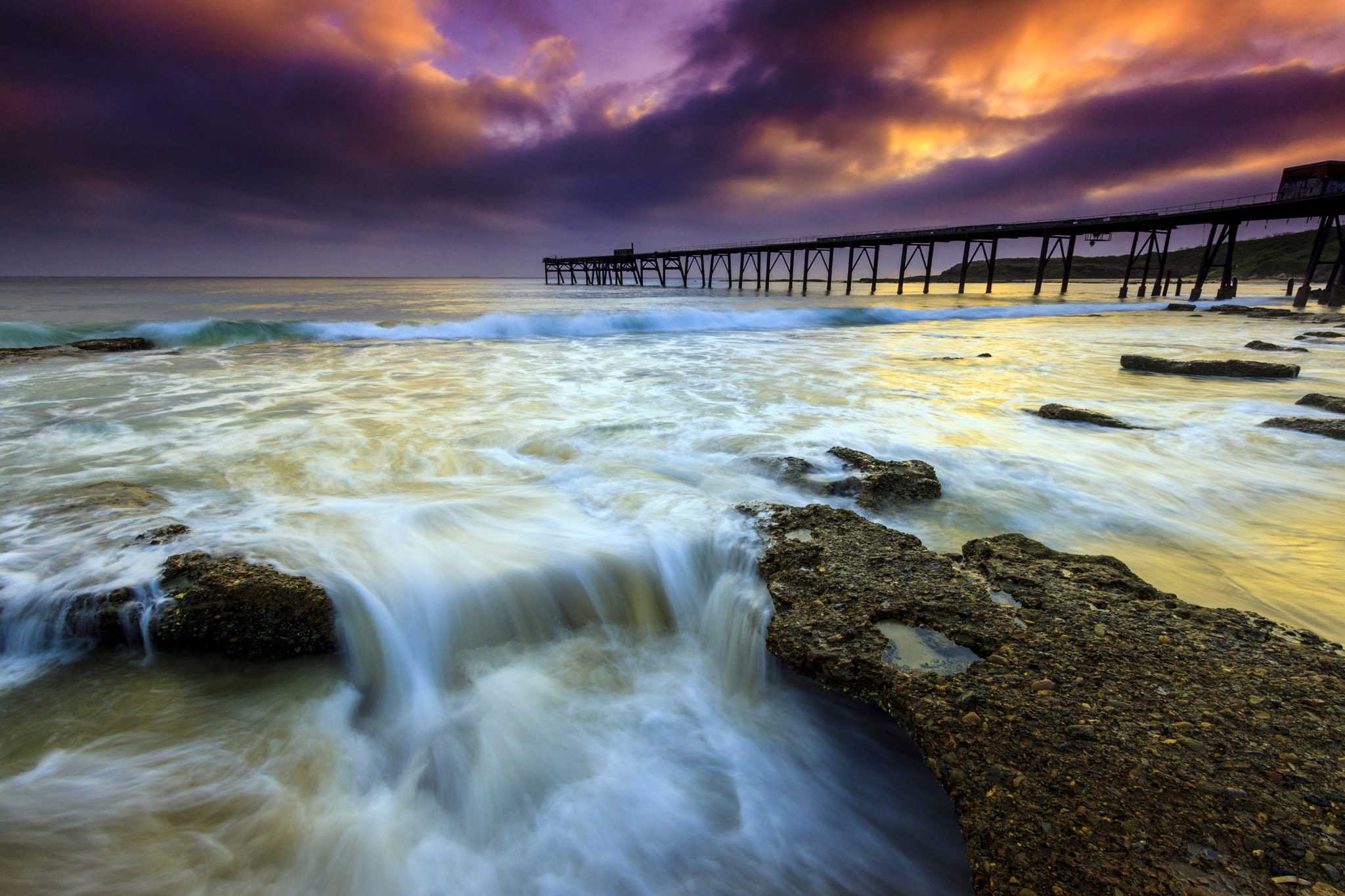 Canon EF-S 10-22mm F3.5-4.5 USM sample photo. Catherine hill bay photography