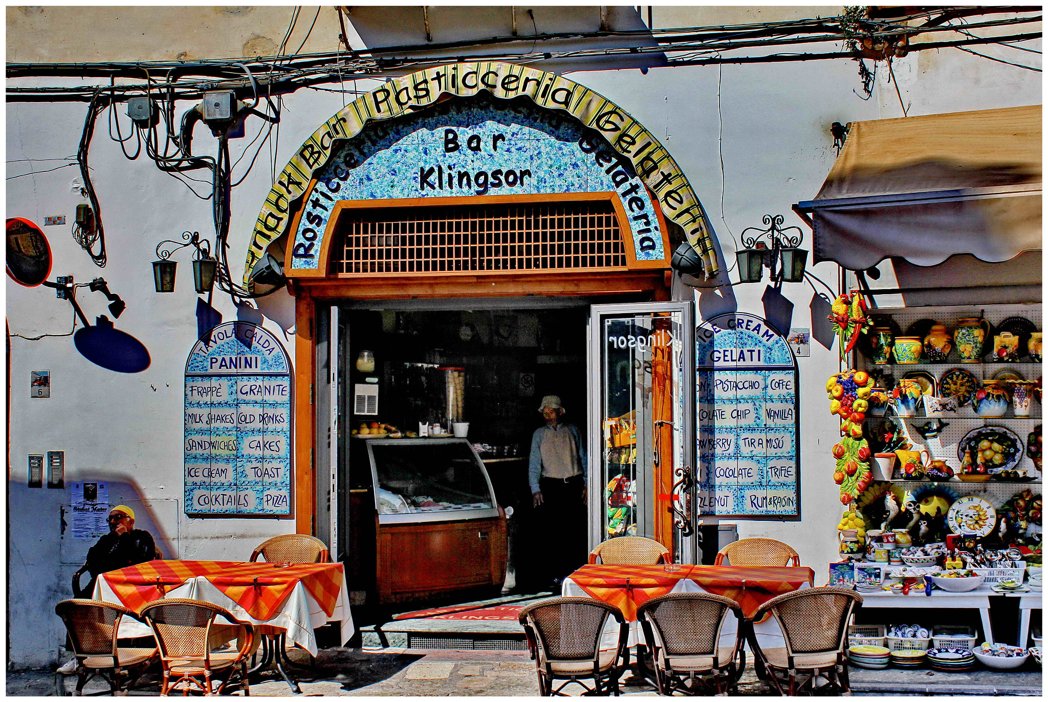 Canon EF-S 18-55mm F3.5-5.6 IS sample photo. Snack bar, main square,ravello photography