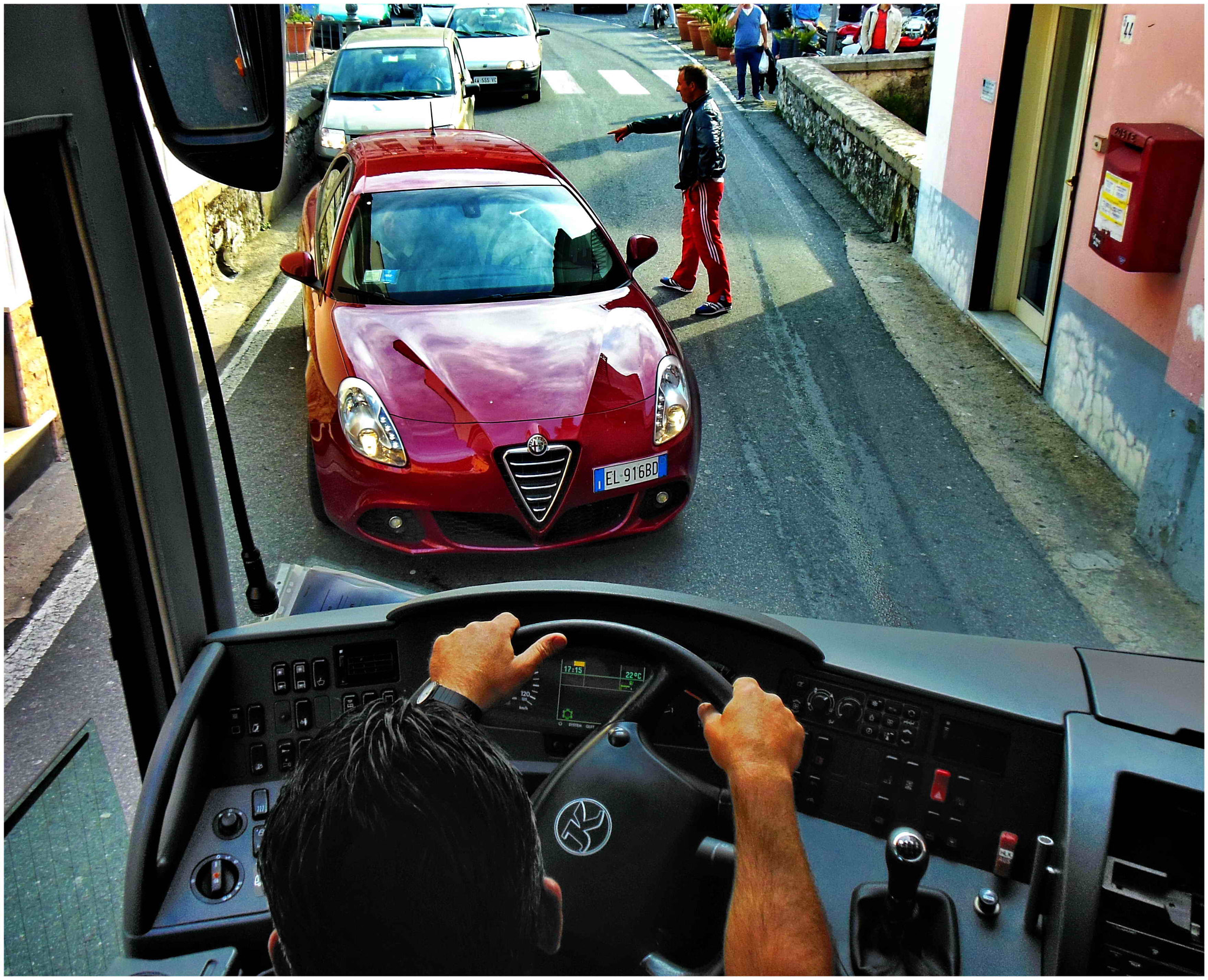 Nikon Coolpix S6300 sample photo. Narrow amalfi coast road brings problems photography