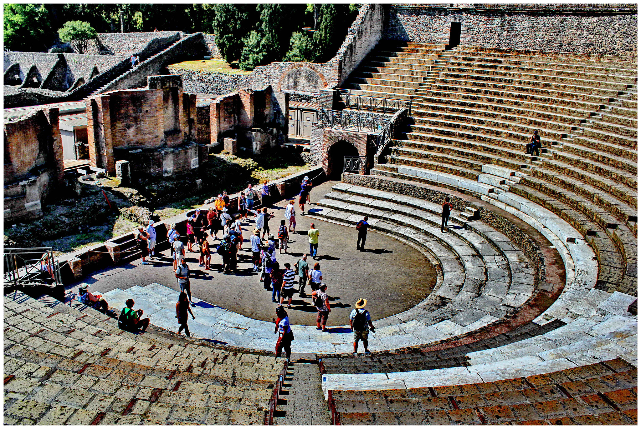 Canon EF-S 18-55mm F3.5-5.6 IS sample photo. Pompeii circus photography